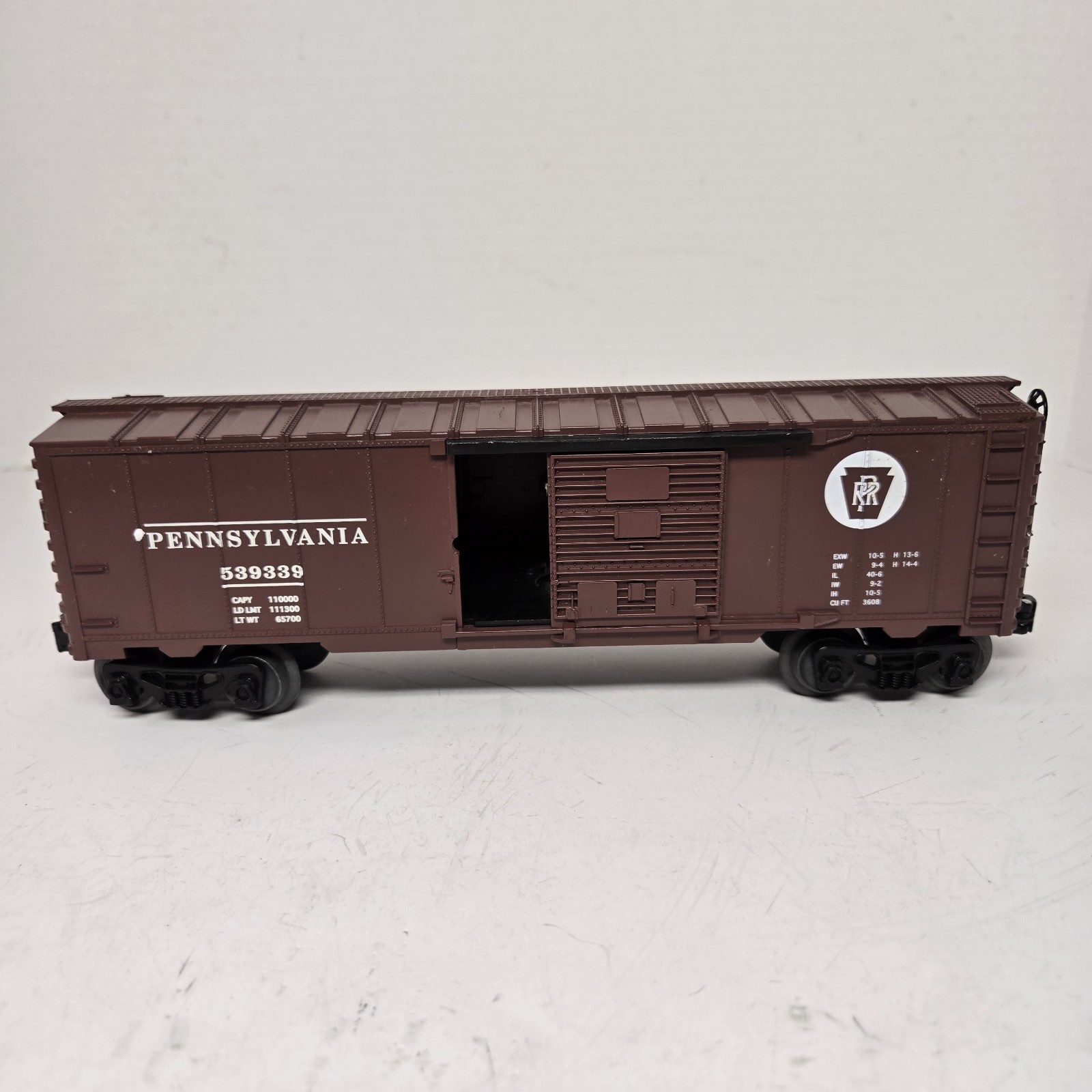 Lionel 6-30233 Pennsylvania Flyer O Gauge Train LionChief Box Car Only 539339 Lionel 6-30233 Pennsylvania Flyer O Gauge Train LionChief Box Car Only 539339
