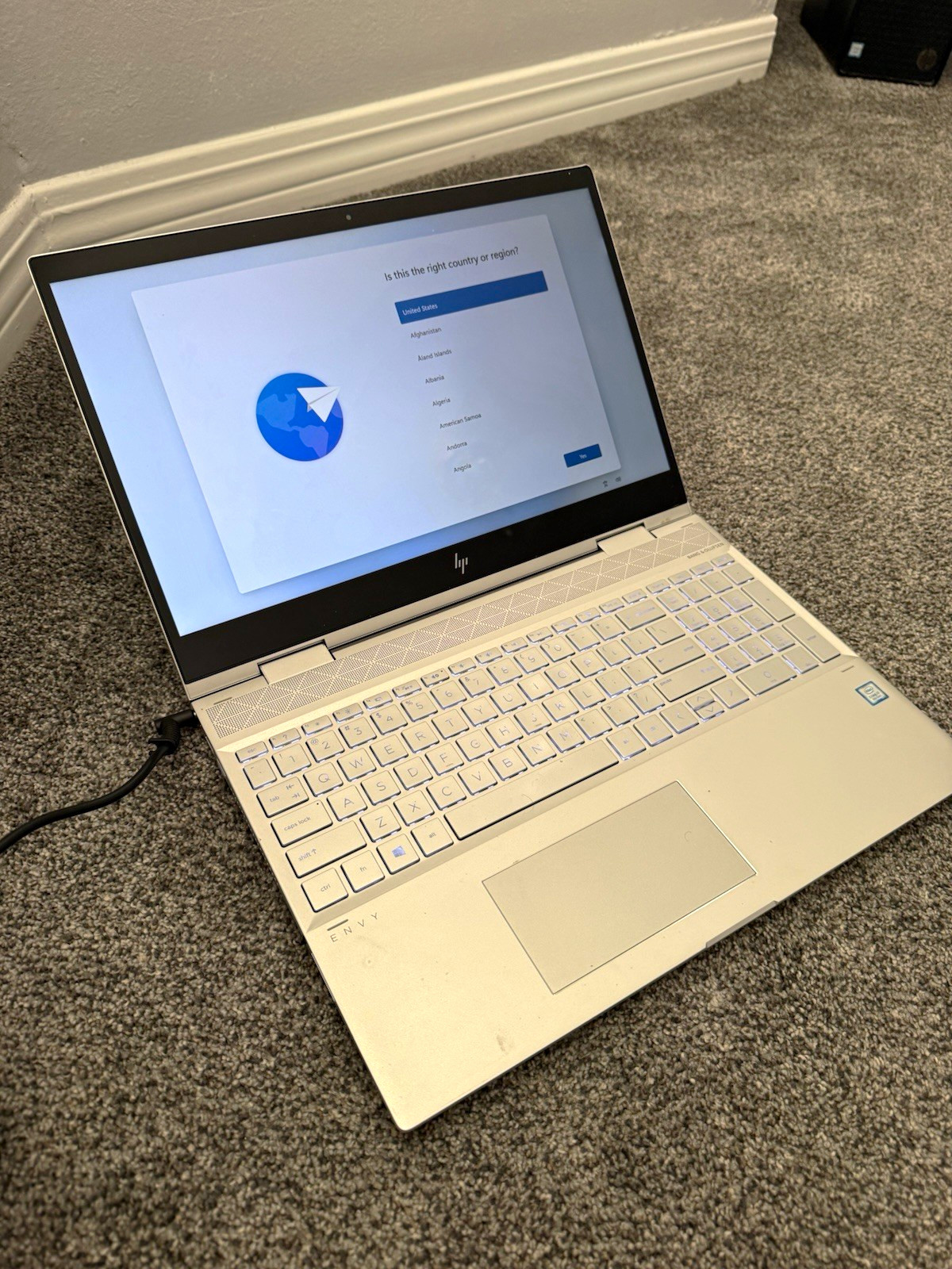 HP ENVY X360 15.6in i7-8550U 16GB 256GB SSD Windows 11 Pro Touchscreen HP ENVY X360 15.6in i7-8550U 16GB 256GB SSD Windows 11 Pro Touchscreen