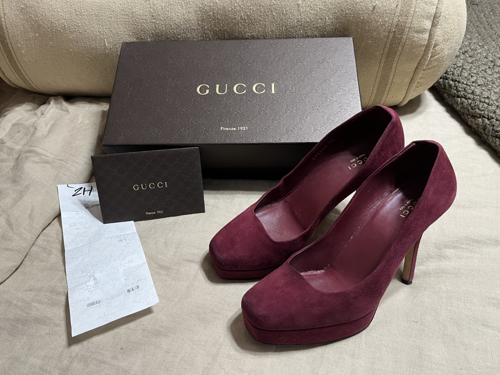 Gucci Burgundy Suede Leather Square Toe Platform Pumps Sz 8 - PreOwned Gucci Burgundy Suede Leather Square Toe Platform Pumps Sz 8 - PreOwned