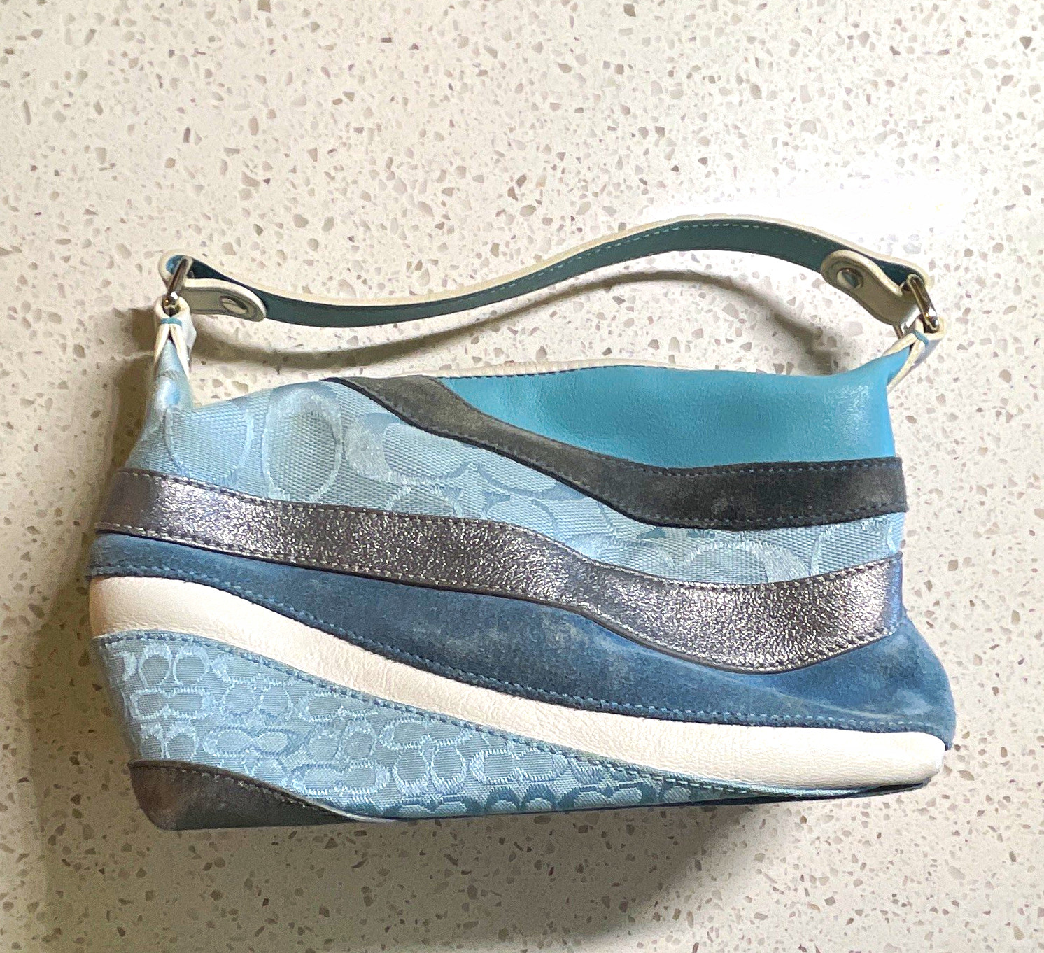Coach Y2K Vintage Signature Logo Blue Suede Wave Patchwork Purse Handbag (rare) Coach Y2K Vintage Signature Logo Blue Suede Wave Patchwork Purse Handbag (rare)