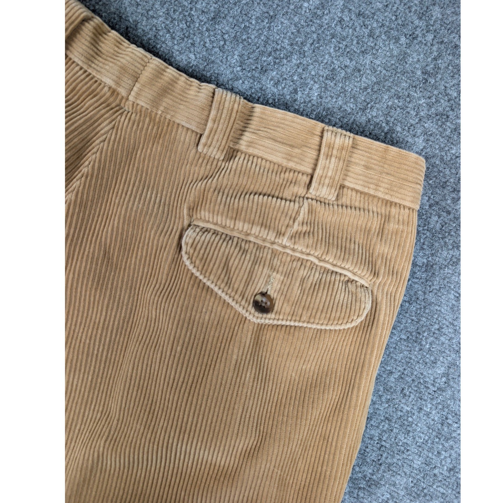 Vtg LL Bean Corduroy Pants Mens 37 Tan Khaki Pleated Wide Wale Trousers