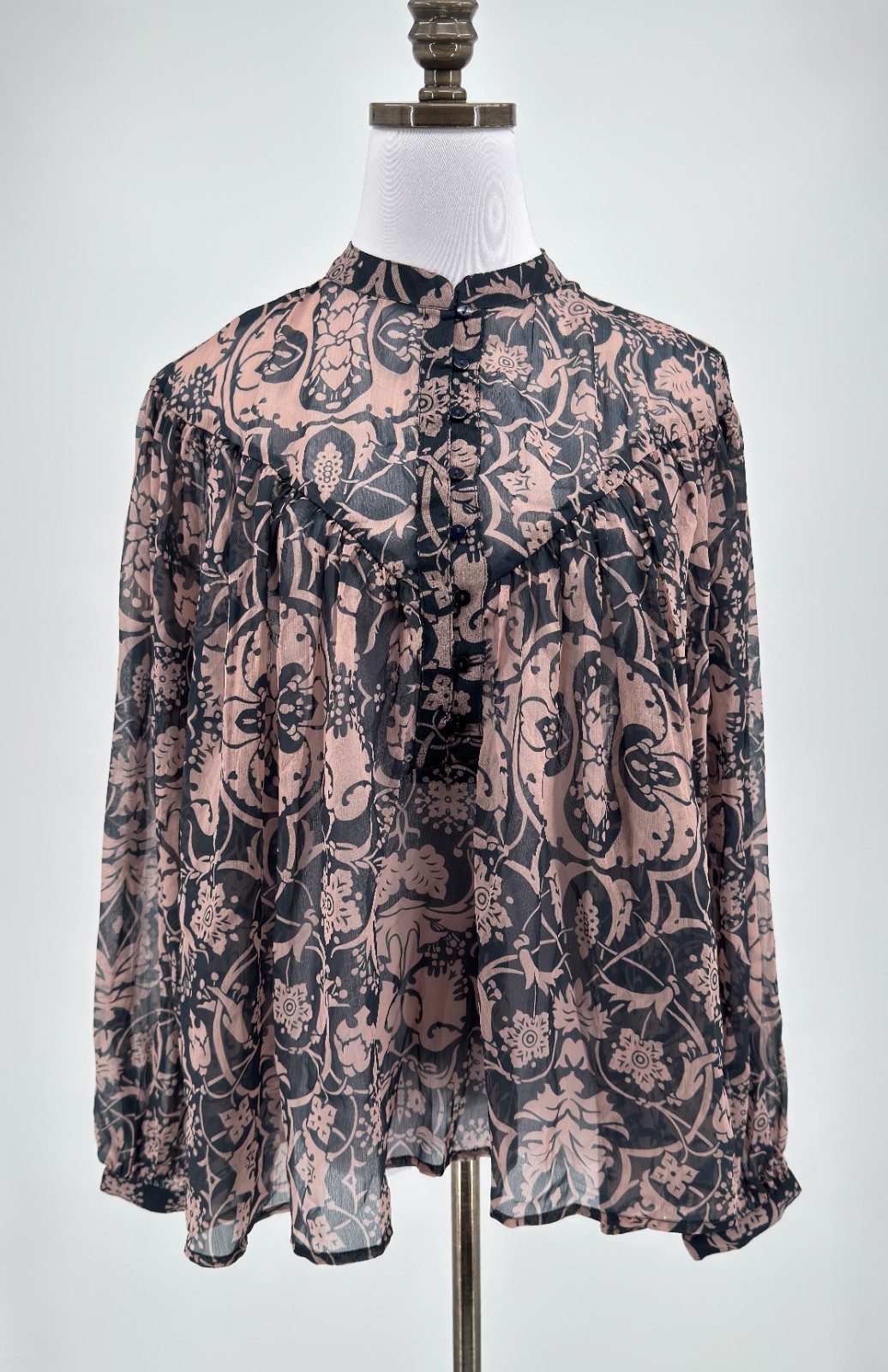 Anthropologie Let Me Be Multi Floral Tapestry Sheer Henley Blouse Sz L NEW Anthropologie Let Me Be Multi Floral Tapestry Sheer Henley Blouse Sz L NEW