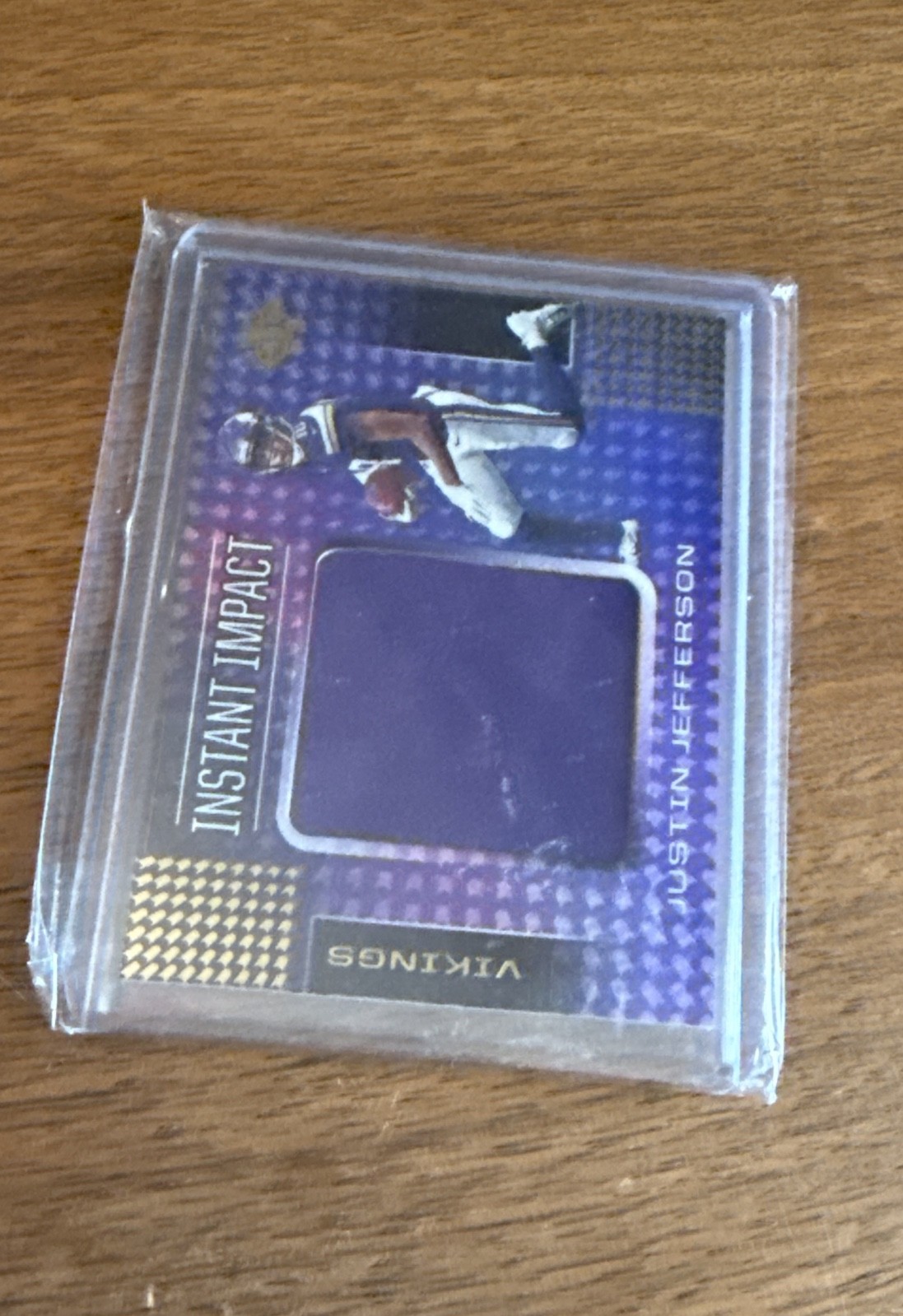 2020 Panini Illusions - Instant Impact Justin Jefferson #II18 (MEM, RC) 2020 Panini Illusions - Instant Impact Justin Jefferson #II18 (MEM, RC)