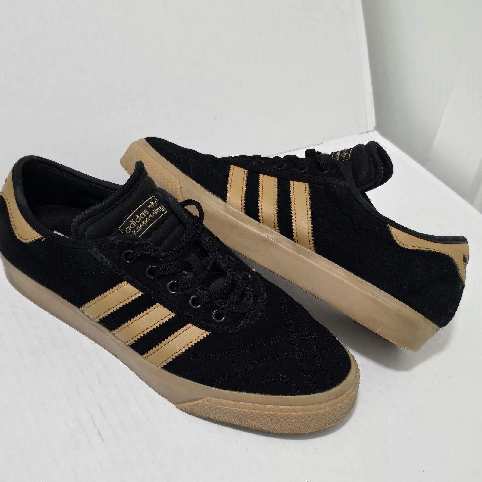 Adidas Adi-Ease Premiere Black Gold Gum Suede Skate Shoes Men\'s Size 11 EUC