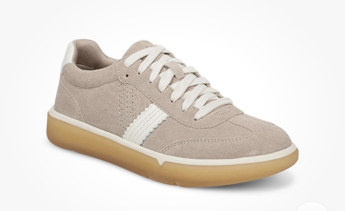 NEW ITEM Vionic Women\'s City Walk Sneaker Lucid Beige Suede US Size AUTHENTIC NEW ITEM Vionic Women\'s City Walk Sneaker Lucid Beige Suede US Size AUTHENTIC