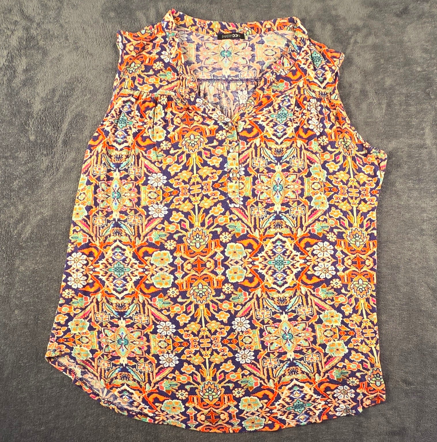 PAPERMOON Women\'s XL Multicolor Geometric Sleeveless Collared Button Blouse PAPERMOON Women\'s XL Multicolor Geometric Sleeveless Collared Button Blouse