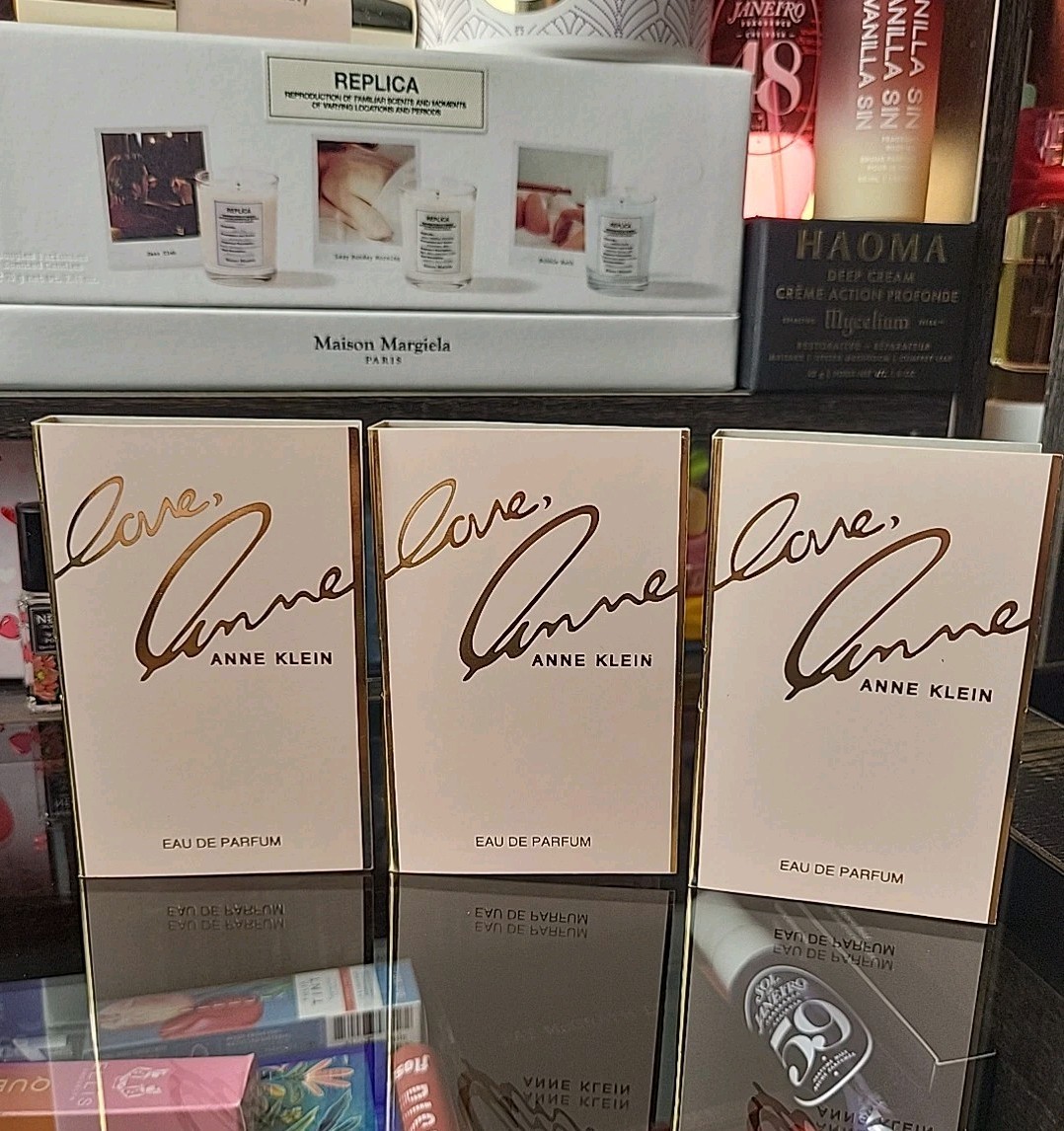 3x Anne Klein Love, Anne Eau de Parfum .05 fl oz 1.5 ml EACH Splash NEW Fresh 3x Anne Klein Love, Anne Eau de Parfum .05 fl oz 1.5 ml EACH Splash NEW Fresh