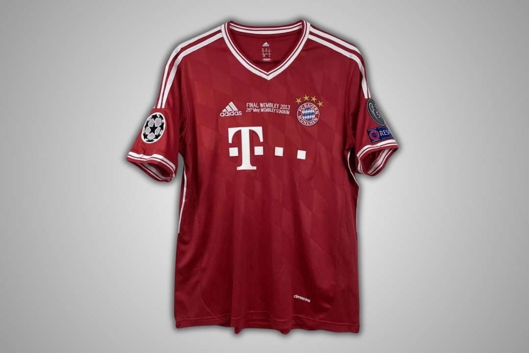 RIBERY 7 Bayern Munich 2013 Champions League Final Retro Soccer Jersey Shirt New RIBERY 7 Bayern Munich 2013 Champions League Final Retro Soccer Jersey Shirt New
