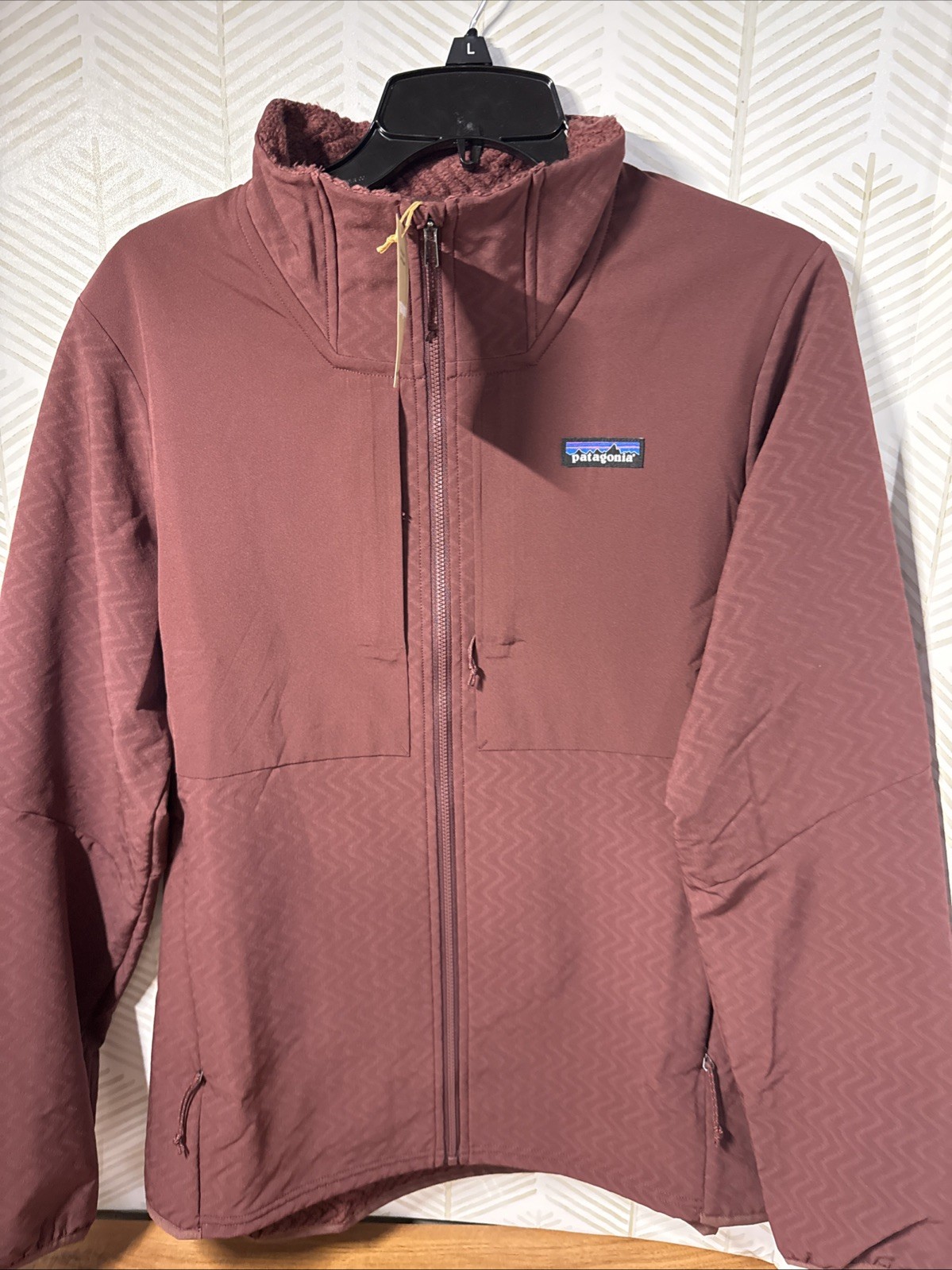 Patagonia Women\'s R2 CrossStrata Jacket - Ruby | Large