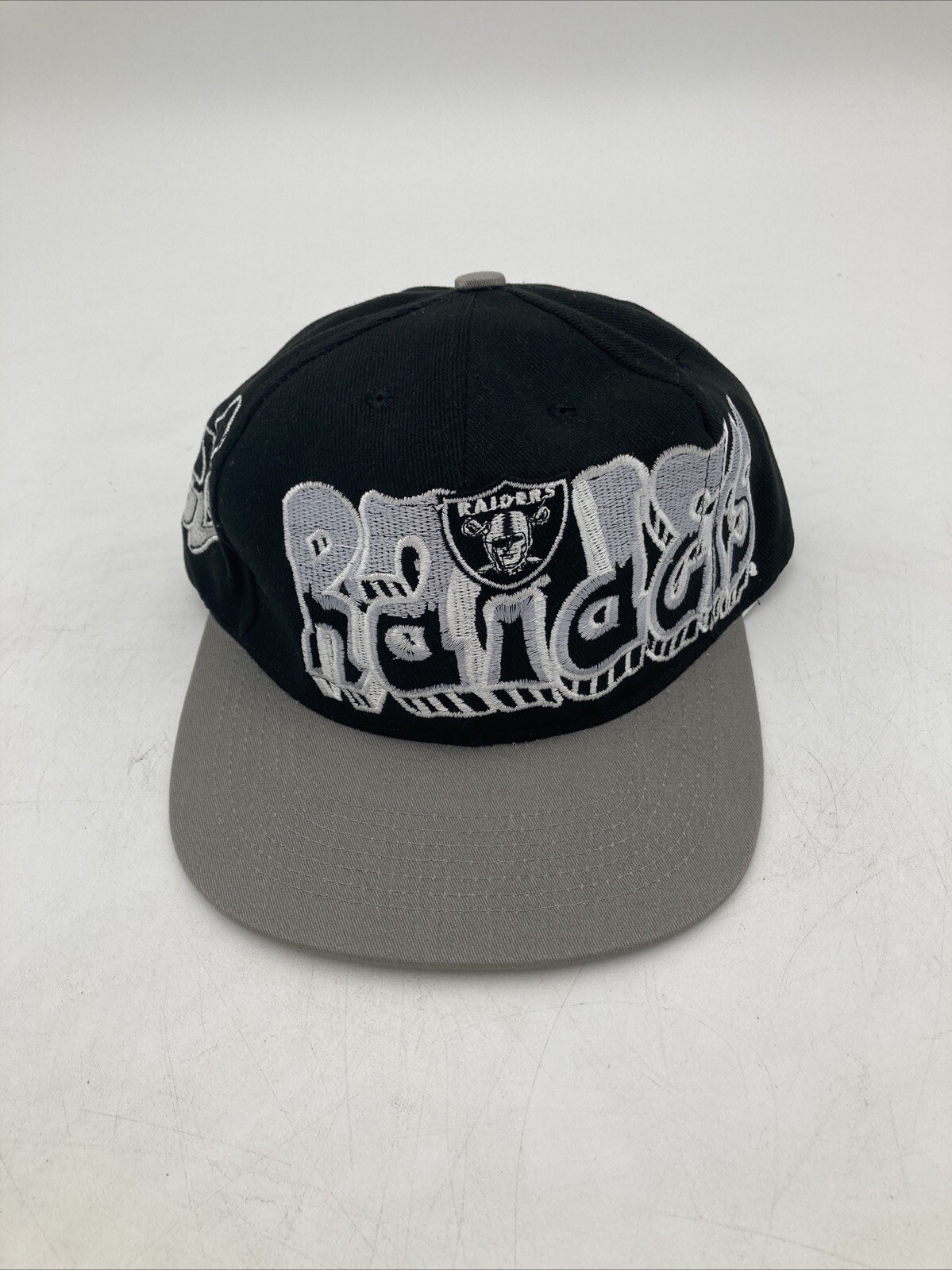 Top of The World Los Angeles Raiders Graffiti Style Snapback Hat Cap Custom Rare Top of The World Los Angeles Raiders Graffiti Style Snapback Hat Cap Custom Rare