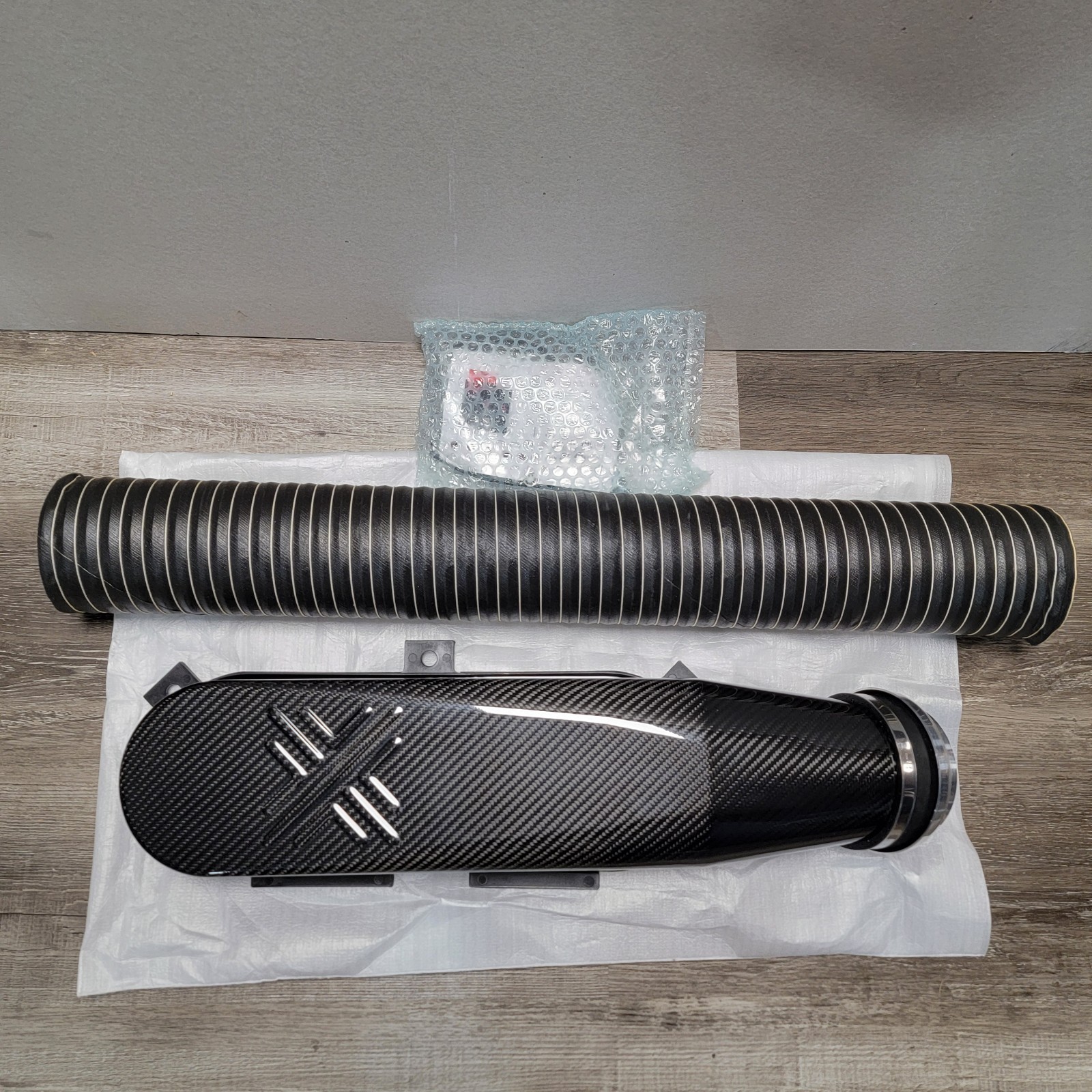 Pipercross PX600 Performance Airbox Carbon Right OS Air Intake Box C6075RH Pipercross PX600 Performance Airbox Carbon Right OS Air Intake Box C6075RH