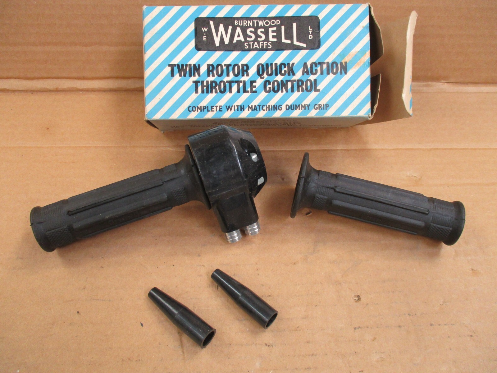 Wassell Motorcycle Throttle Grips TG28 7/8\ Wassell Motorcycle Throttle Grips TG28 7/8\