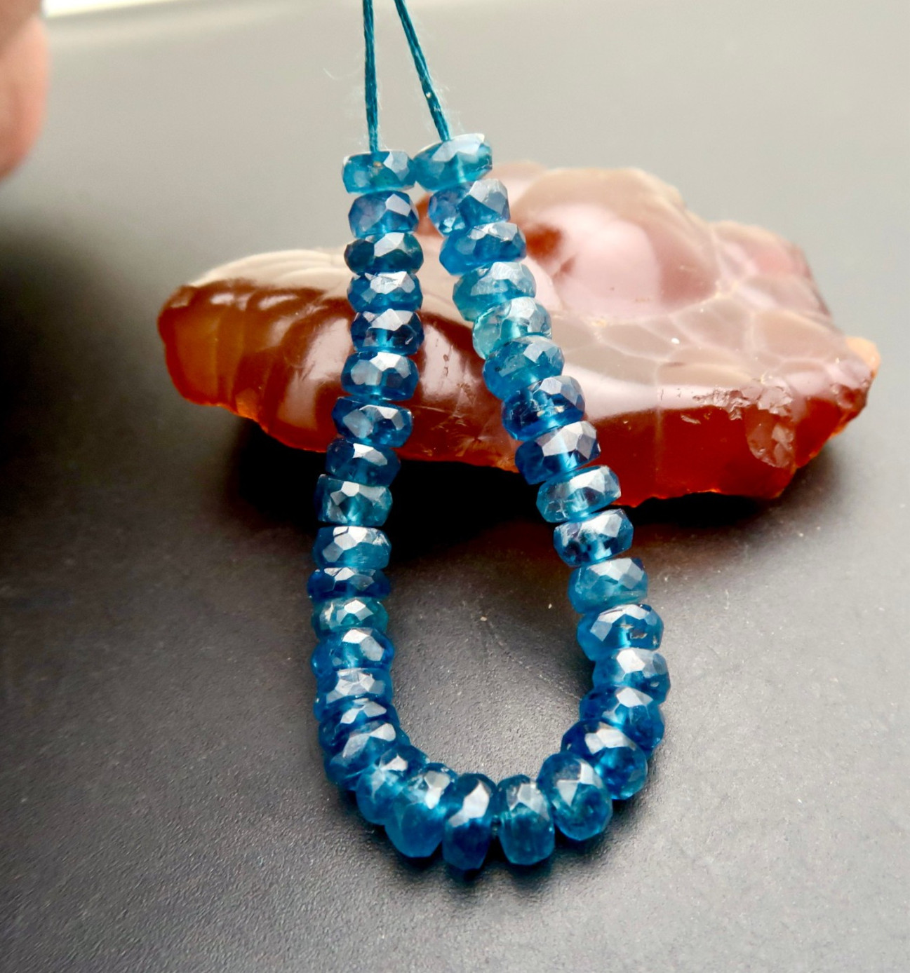 AMAZING RARE NEPAL LOCATION NATURAL DEEP SPARKLING BLUE FACETED KYANITE BEADS