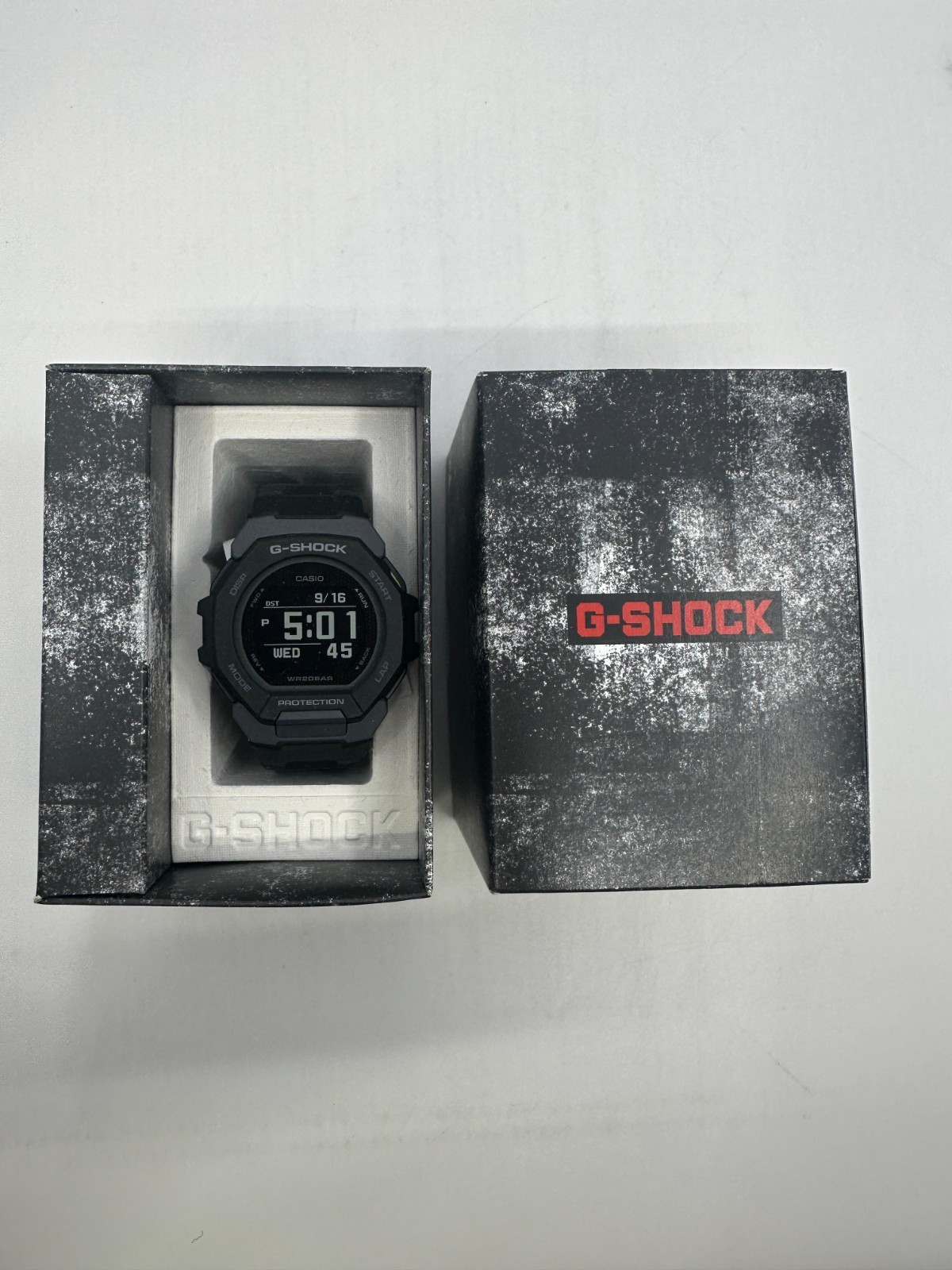 Casio G-SHOCK G-SQUAD Digital BLUETOOTH GBD-300-1 200M Mens Watch NIB Casio G-SHOCK G-SQUAD Digital BLUETOOTH GBD-300-1 200M Mens Watch NIB