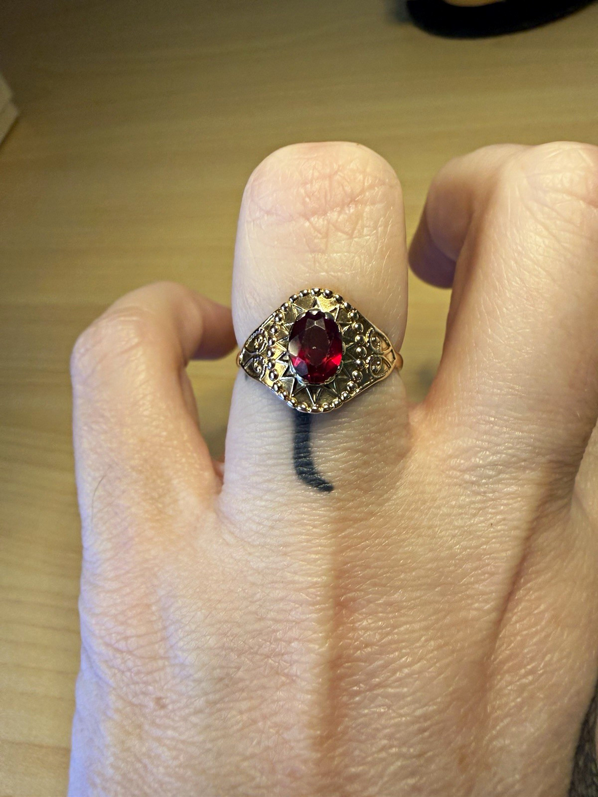 Vintage 10K Yellow Gold Synthetic Ruby Filigree Cocktail Ring Size 7 2g Vintage 10K Yellow Gold Synthetic Ruby Filigree Cocktail Ring Size 7 2g