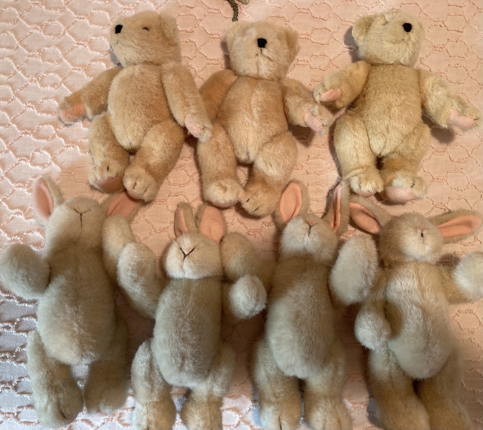 Vintage Lot of 3 Muffy VanderBear & 4 Hoppy VanderHare dolls only with 6 stands Vintage Lot of 3 Muffy VanderBear & 4 Hoppy VanderHare dolls only with 6 stands