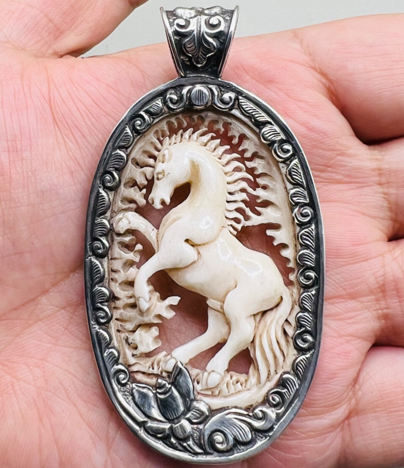Wonderful solid silver Tibetan carved animal horse figure pendant Wonderful solid silver Tibetan carved animal horse figure pendant
