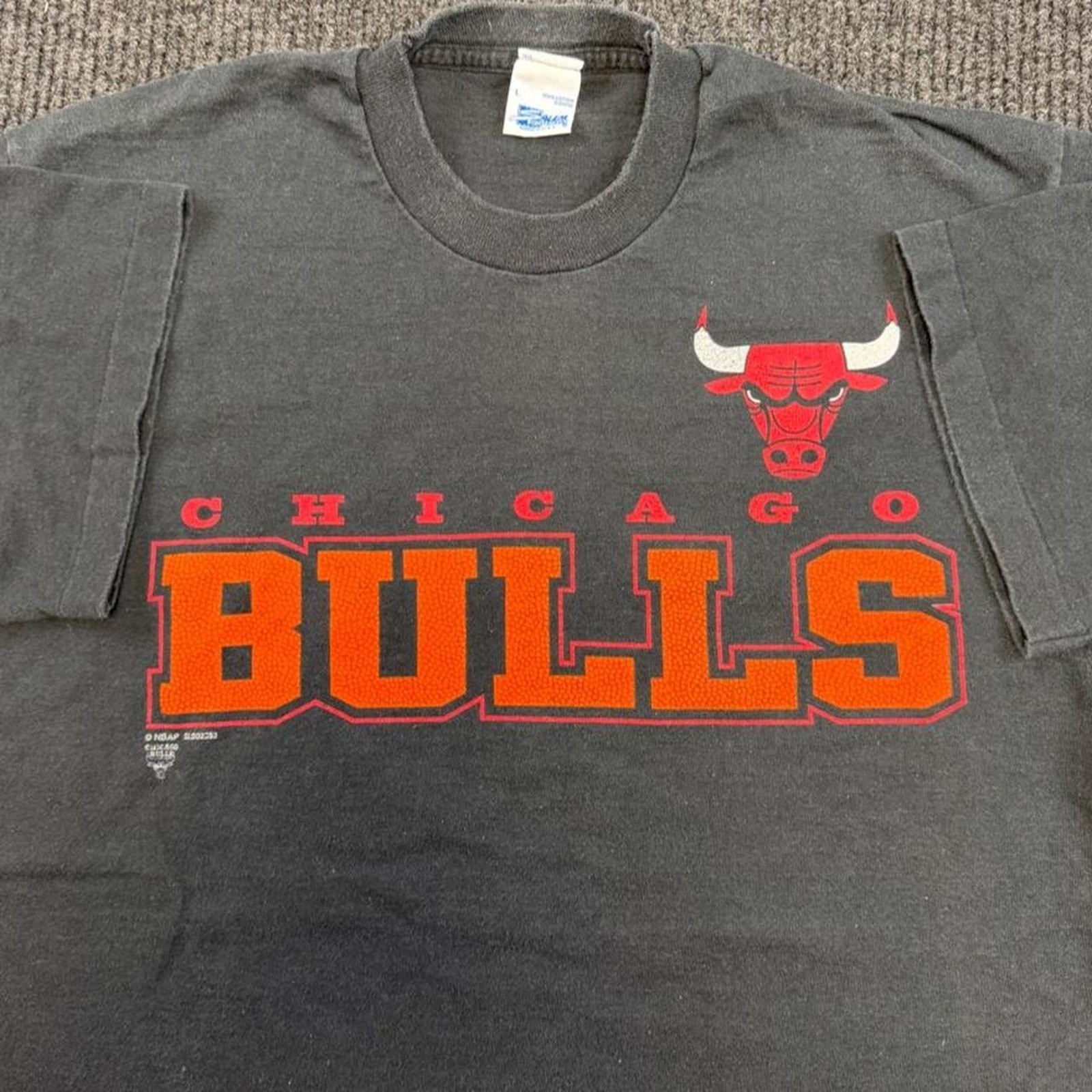Vintage 90s Salem Sportswear NBA Chicago Bulls Graphic T-Shirt Black Mens L Vintage 90s Salem Sportswear NBA Chicago Bulls Graphic T-Shirt Black Mens L