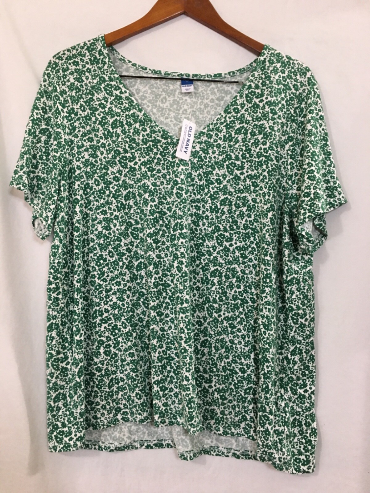 New Old Navy Luxe V-Neck T-Shirt Top Women Green Floral Many sizes