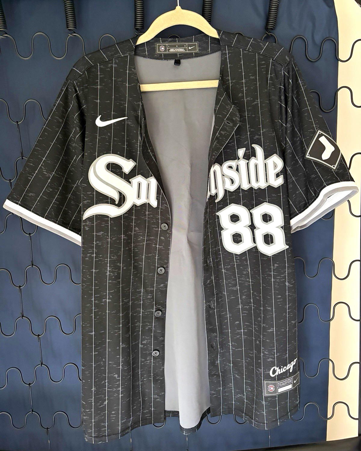 Nike Chicago White Sox Luis Robert Jr #88 City Connect 1.0 Jersey Men L Nike Chicago White Sox Luis Robert Jr #88 City Connect 1.0 Jersey Men L
