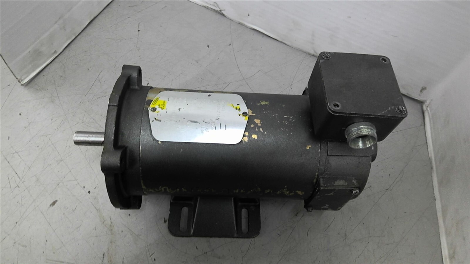 Baldor CDP3320 DC Motor .33 HP 1750 RPM 56C 90 Volts