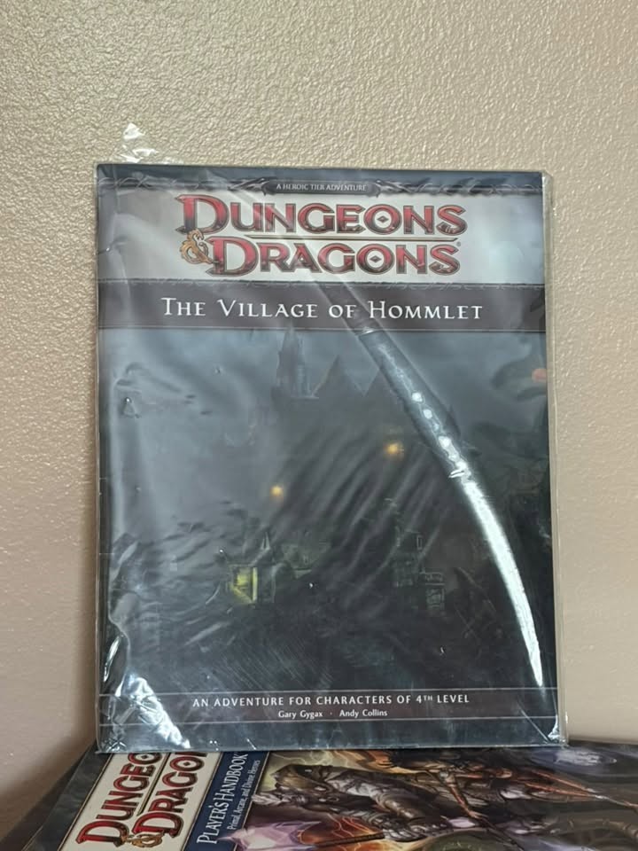 Dungeons & Dragons 4th Edition Village of Hommlet, PHB, DMG, MM, more.