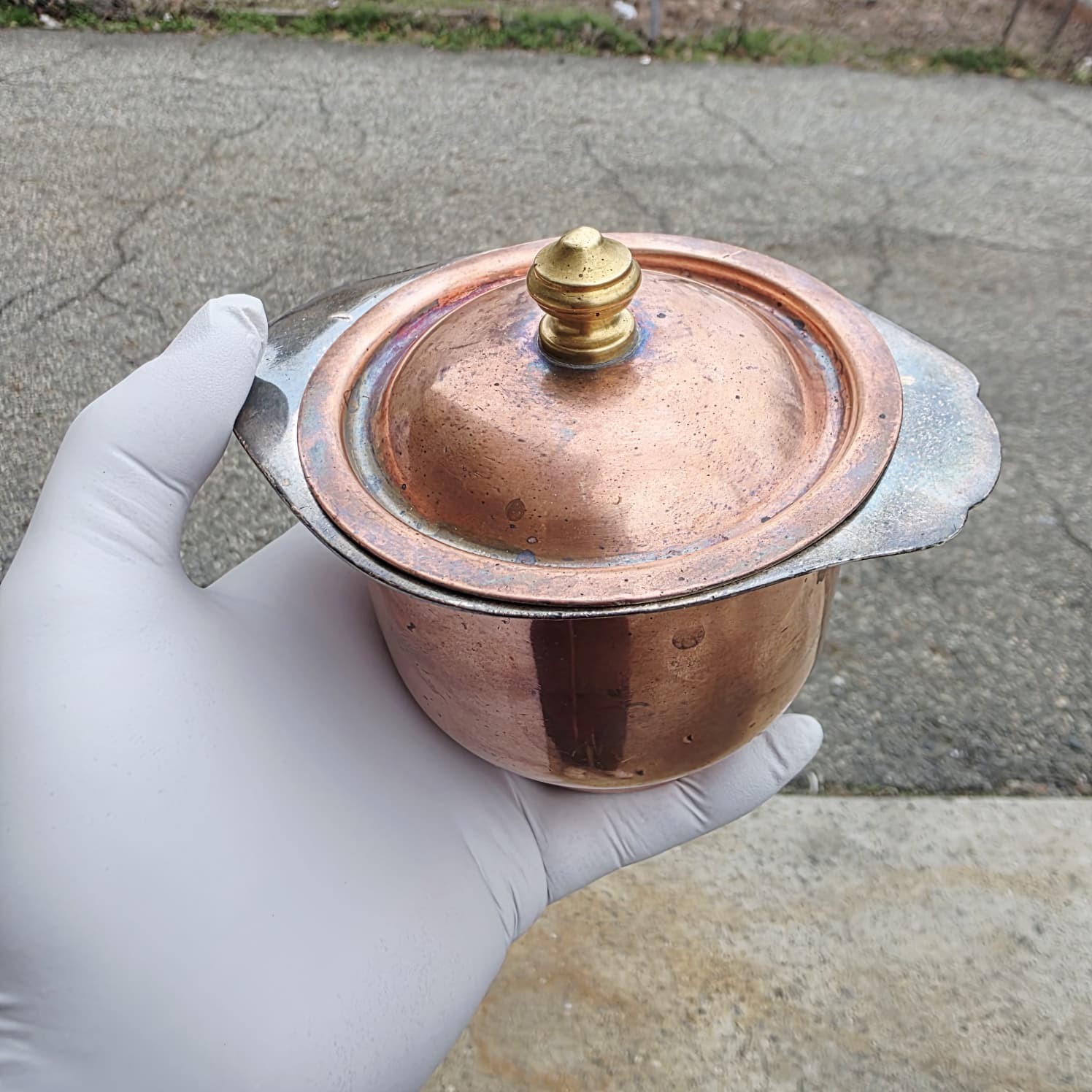 Joseph Heinrichs 500 grams Vintage New York Copper & Sterling Silver Lidded Bowl Joseph Heinrichs 500 grams Vintage New York Copper & Sterling Silver Lidded Bowl