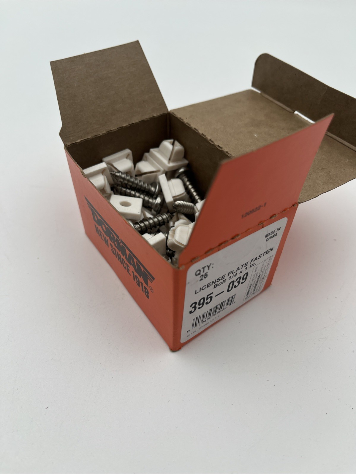 License Plate Retainer Dorman 395-039 QTY: 25 License Plate Retainer Dorman 395-039 QTY: 25