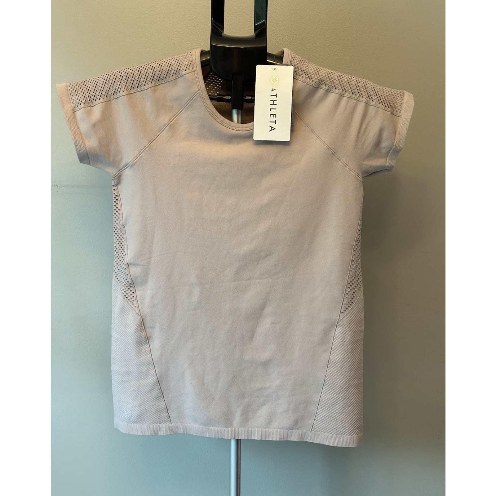 Athleta Caliber Seamless Tee Womens M Soft Flint Mauve Mesh NWT Running Yoga