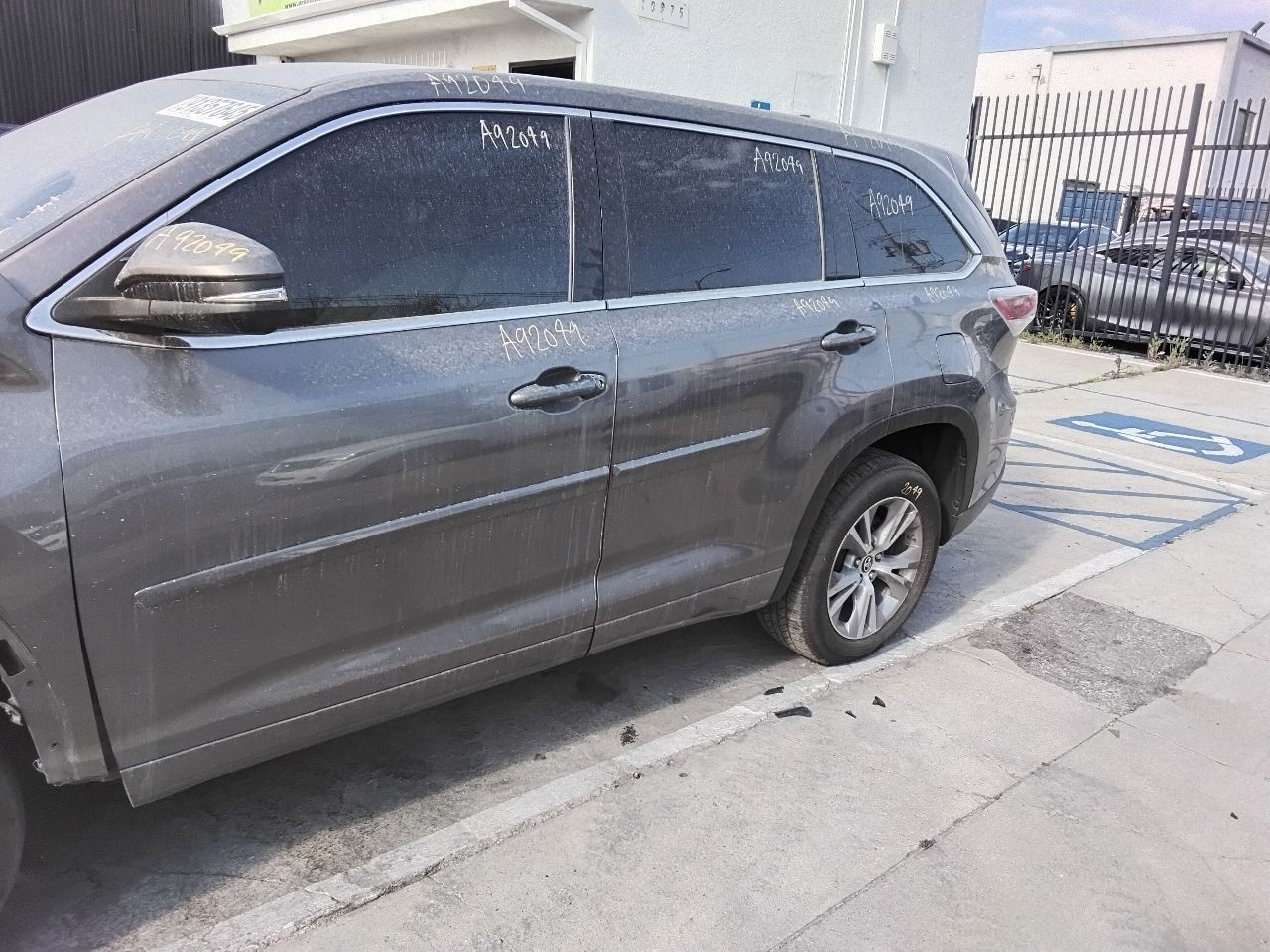 Rear Bumper Without Rear Park Assist Fits 14-19 HIGHLANDER 131595