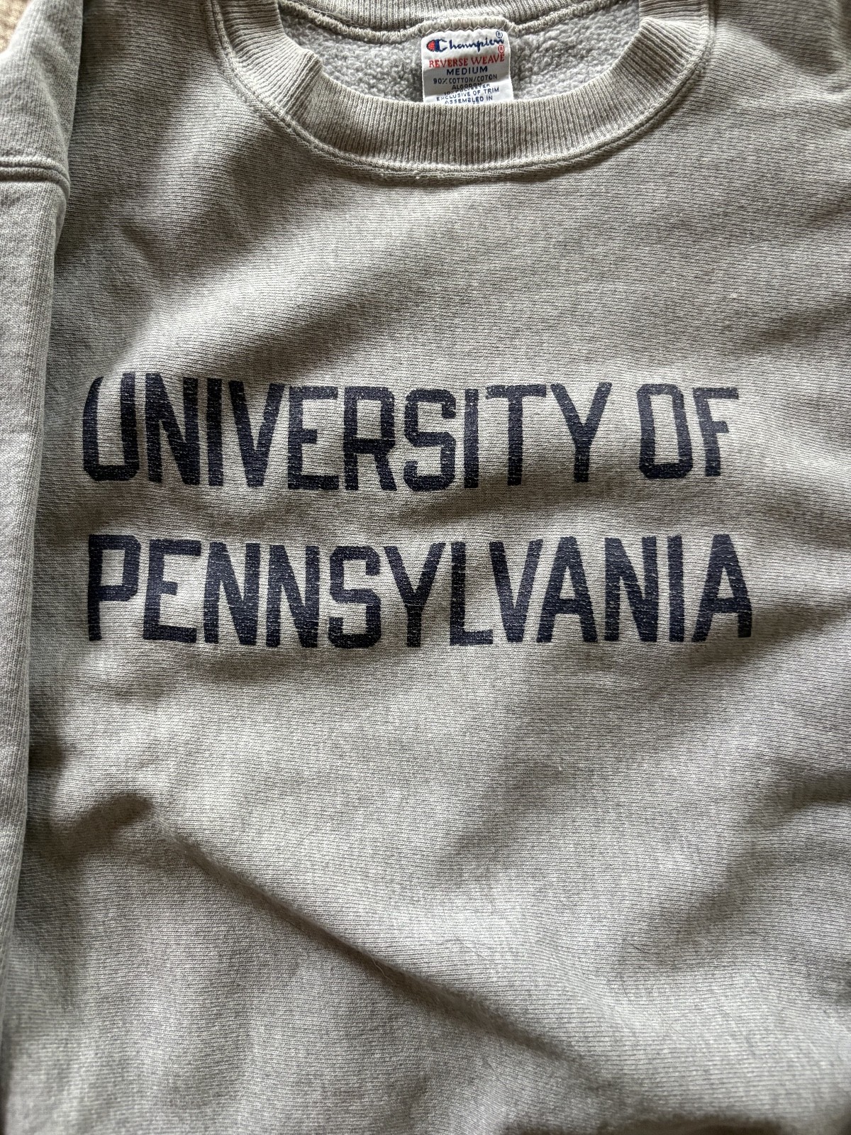 Vintage University of Pennsylvania Sweatshirt, Champion Reverse weave size mediu Vintage University of Pennsylvania Sweatshirt, Champion Reverse weave size mediu