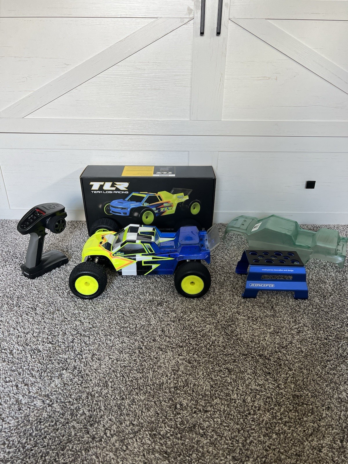 New Losi TLR 22X-T Kit With Electronics New Losi TLR 22X-T Kit With Electronics