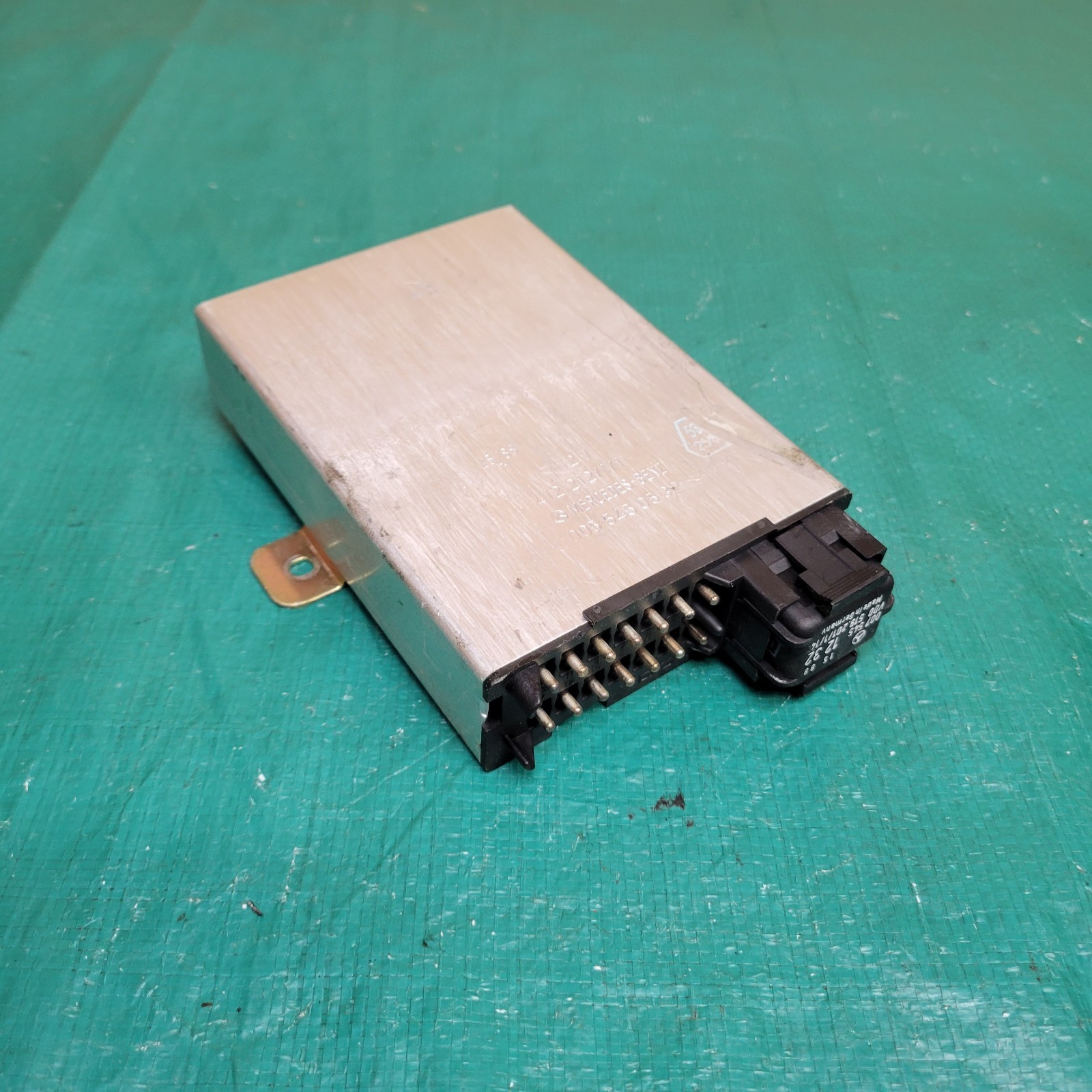 1986-1989 Mercedes W124 300E 300CE 560SL Cruise Control Module OEM 0055450532