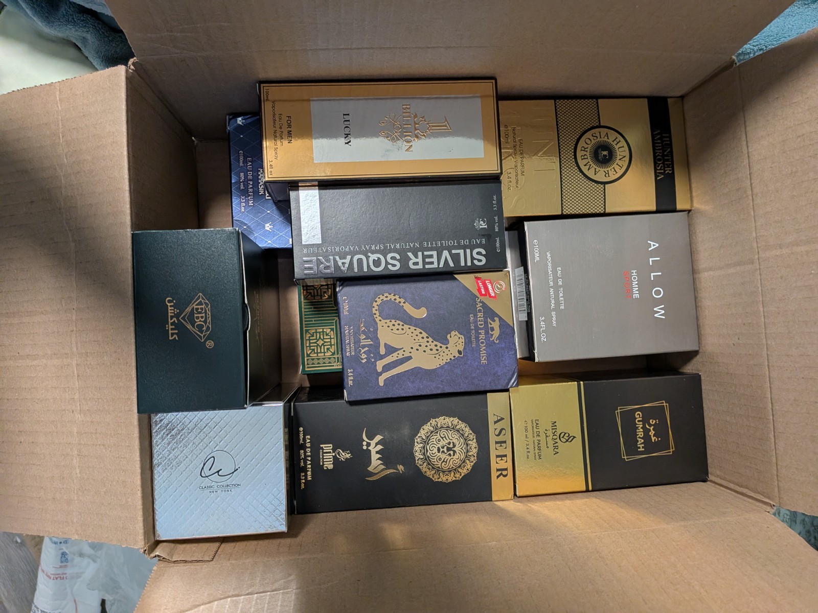 Big box of 12 different colognes all different scents Dubai send offers Big box of 12 different colognes all different scents Dubai send offers
