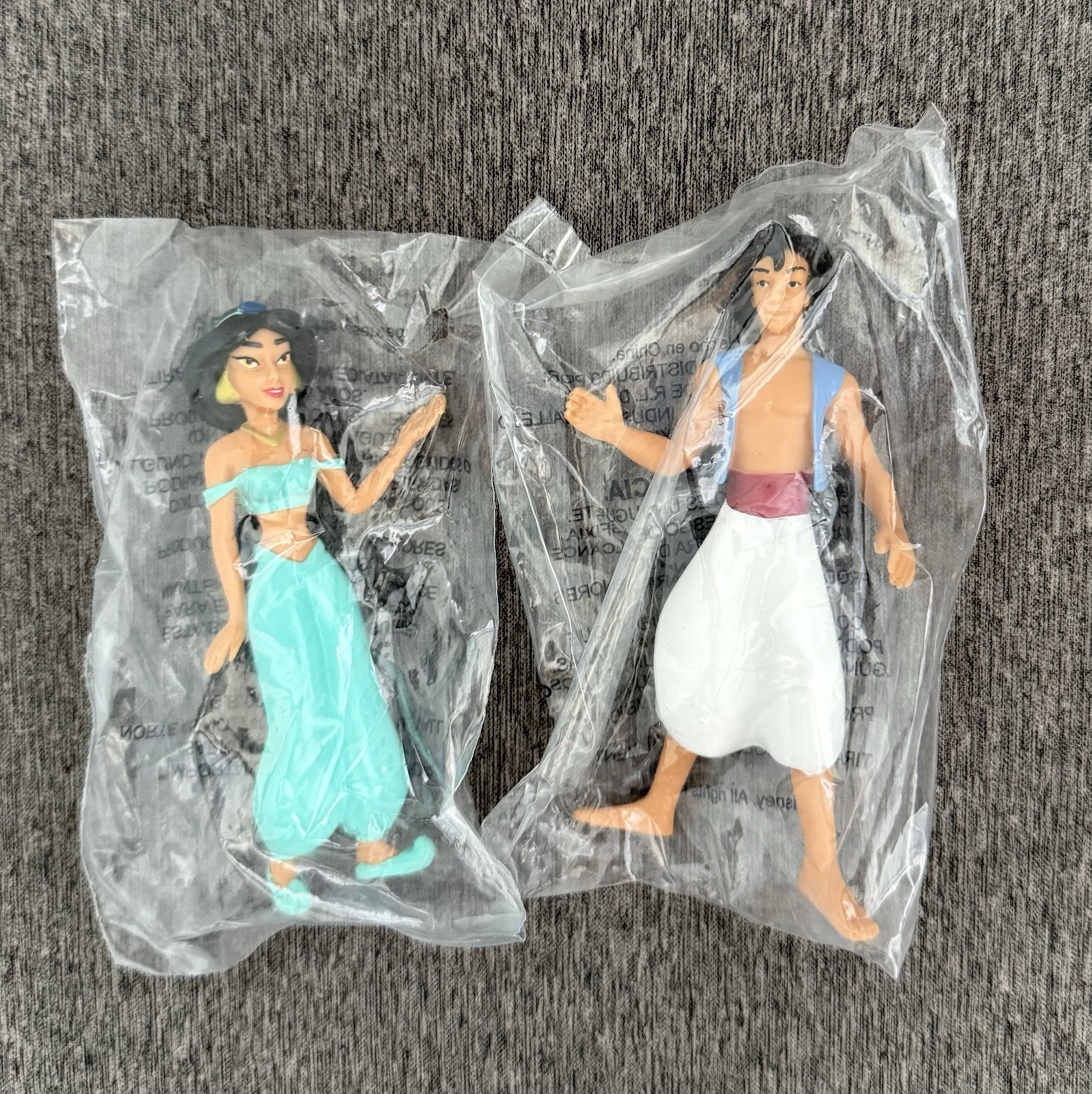DISNEY’S ALADDIN AND JASMINE TOY SET OF 2 ~ BRAND NEW ~ 