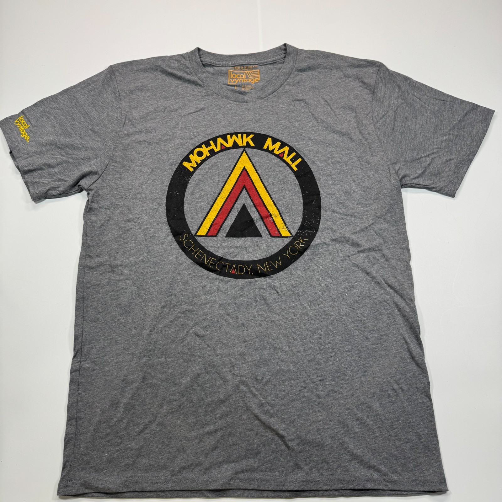 Vintage Local Vyntage T-Shirt Men\'s L Gray Cotton Mohawk Mall Graphic Retro USA