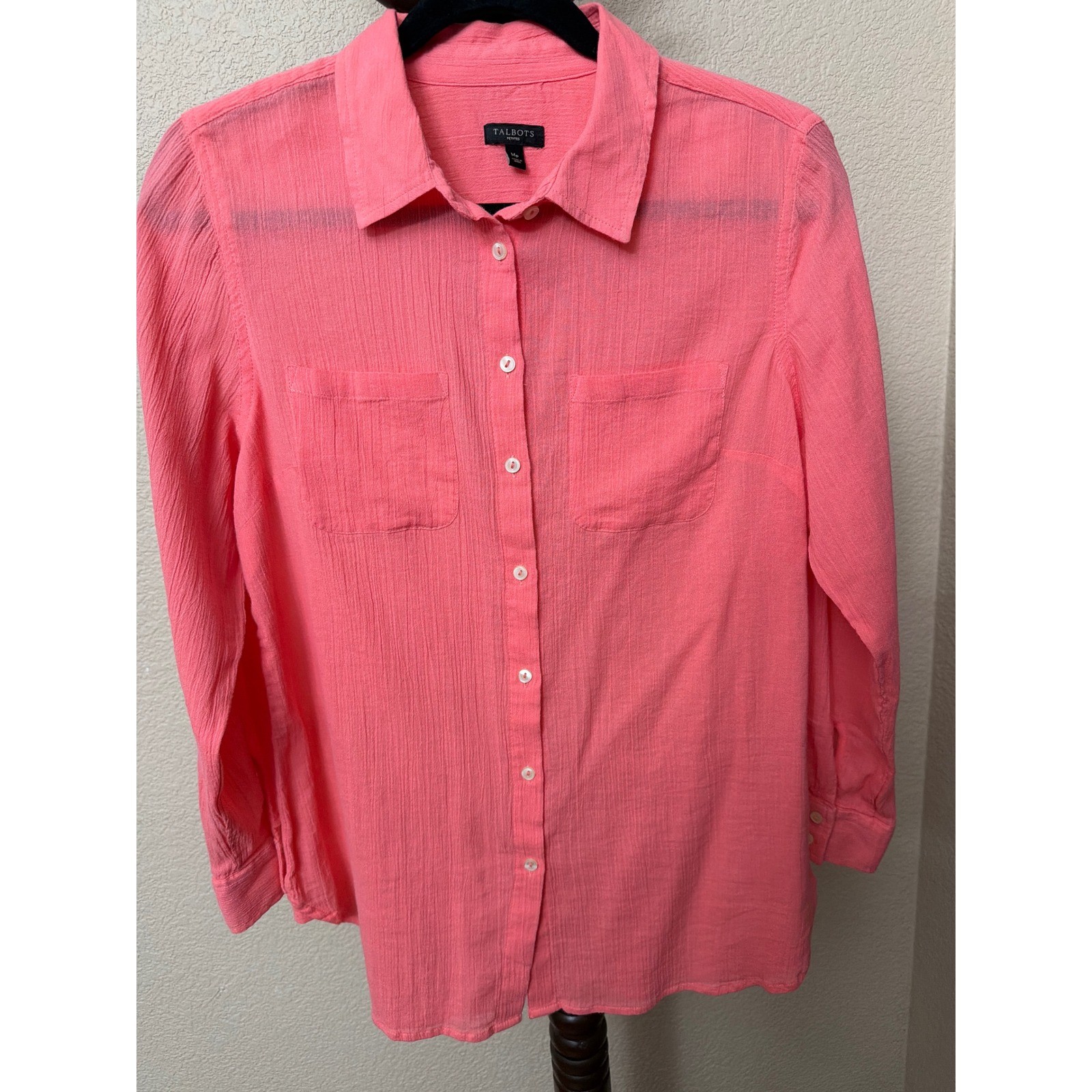 Talbots Petites Coral Pink Cotton Crinkle Gauze Button Down Shirt MP Long Sleeve