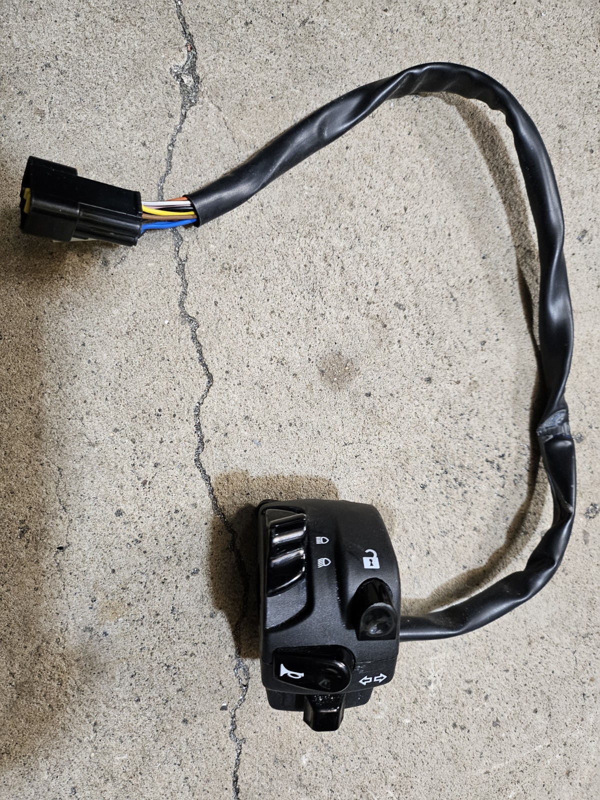 Maeving Rm1 left hand controls Maeving Rm1 left hand controls