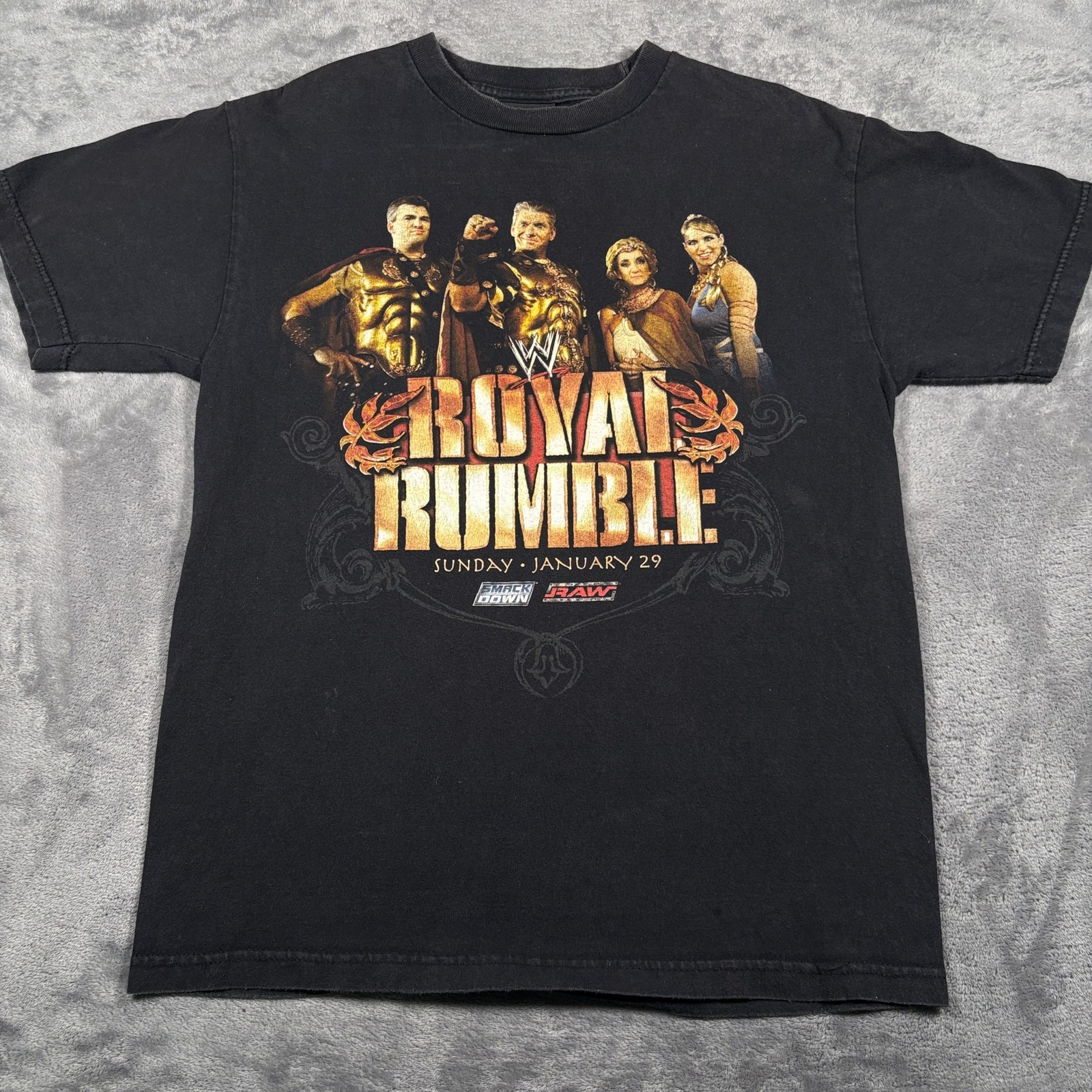 Vintage 2006 WWE T-Shirt Mens Medium Black Royal Rumble Wrestling Casual Summer