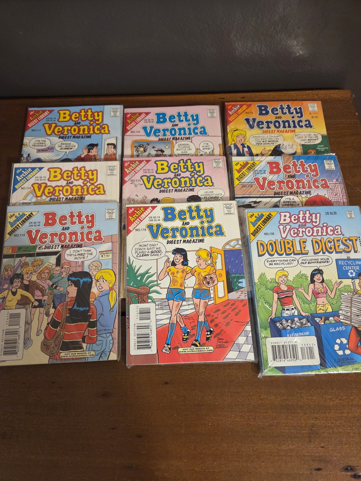 LOT OF 9~THE ARCHIE DIGEST LIBRARY~BETTY AND VERONICA DIGEST MAGAZINE~VG/C COMIC LOT OF 9~THE ARCHIE DIGEST LIBRARY~BETTY AND VERONICA DIGEST MAGAZINE~VG/C COMIC