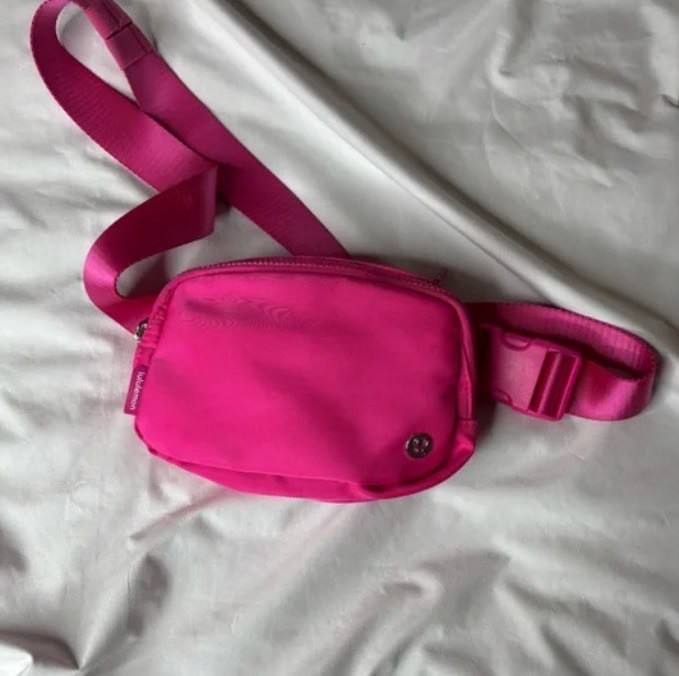 Lulu Everywhere Belt Bag 1L Sonic Pink Crossbody Waist Pack Fanny NWT