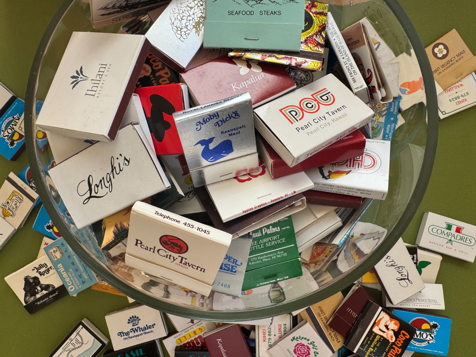 Lot of (31+) Unstruck Hawaii Matchbooks - No Duplicates, All New & Good Cond++++ Lot of (31+) Unstruck Hawaii Matchbooks - No Duplicates, All New & Good Cond++++