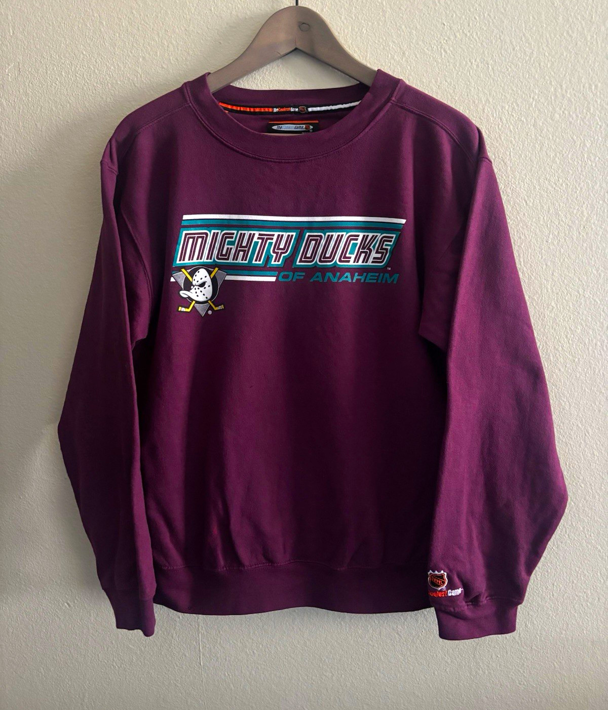 Vintage Anaheim Mighty Ducks Crewneck Sweatshirt t shirt ducks NHL hockey Vintage Anaheim Mighty Ducks Crewneck Sweatshirt t shirt ducks NHL hockey