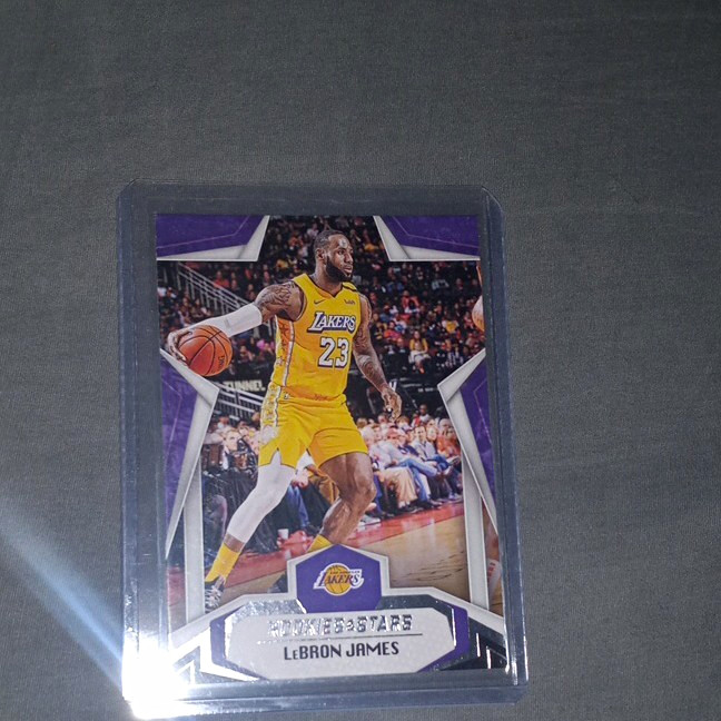 Panini Chronicles 2019-20 Rookies and Stars LeBron James #689 Lakers Panini Chronicles 2019-20 Rookies and Stars LeBron James #689 Lakers