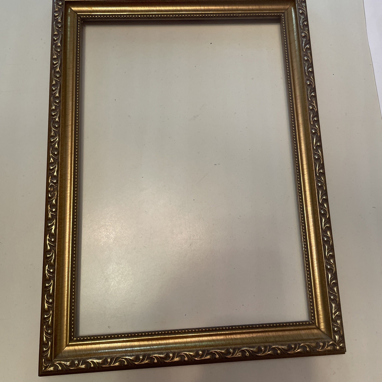 VTG Golden Wood Etched Floral Picture Frame- 11 .5 X 16”. Fits 14” X 9.5”. EUC VTG Golden Wood Etched Floral Picture Frame- 11 .5 X 16”. Fits 14” X 9.5”. EUC