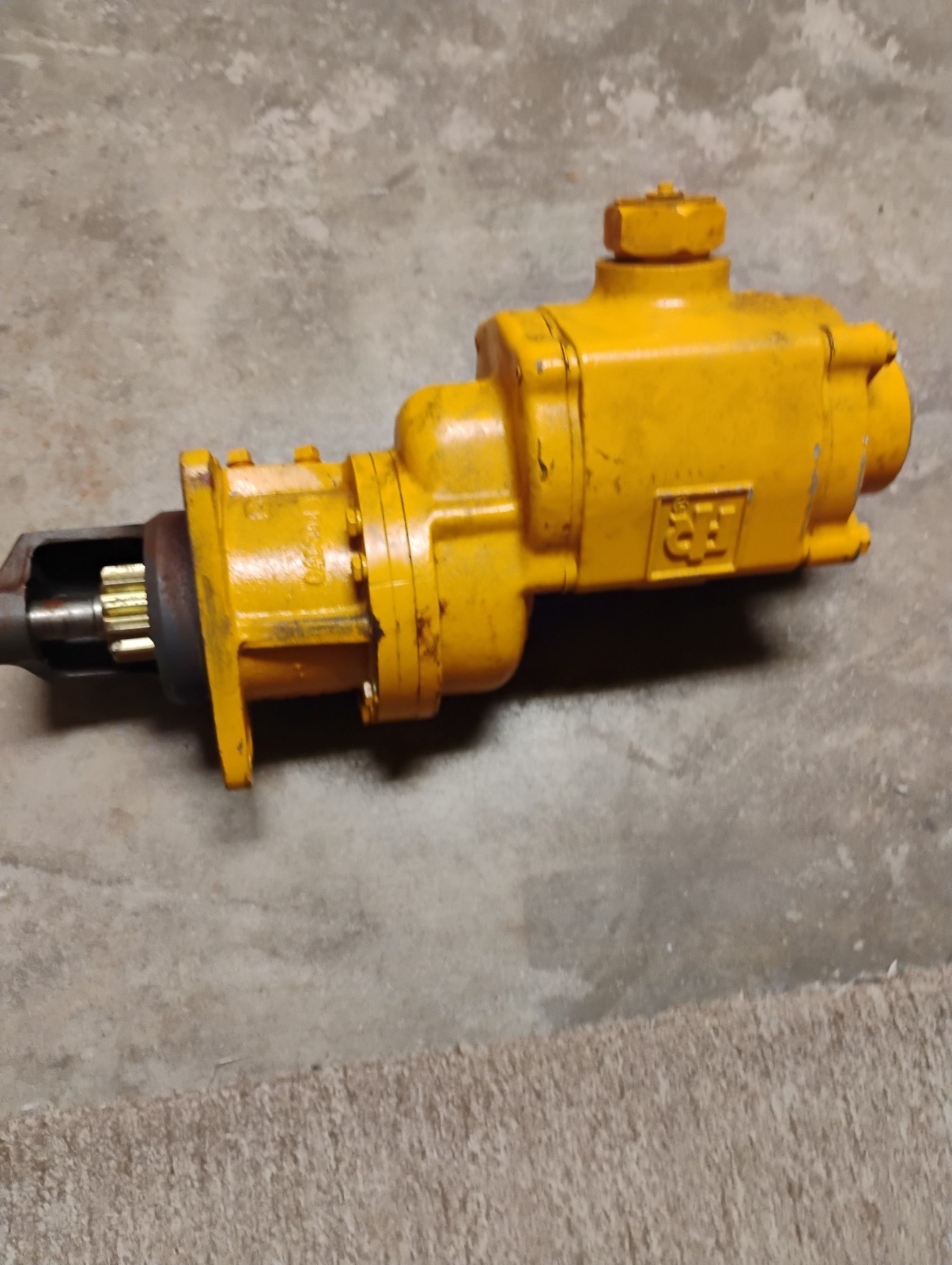 Caterpillar OS-105 Crane Starter 4N4370 Air Group Caterpillar OS-105 Crane Starter 4N4370 Air Group