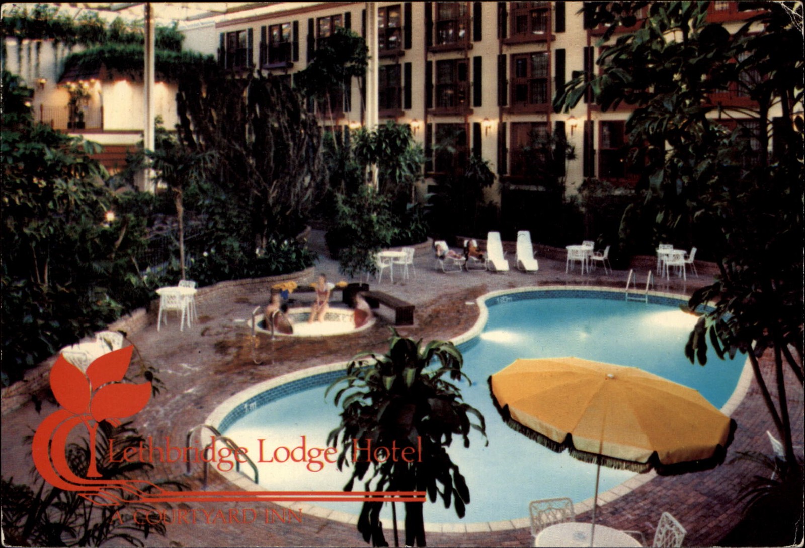Lethbridge Lodge Hotel Lethbridge Alberta Courtyard vintage postcard t643