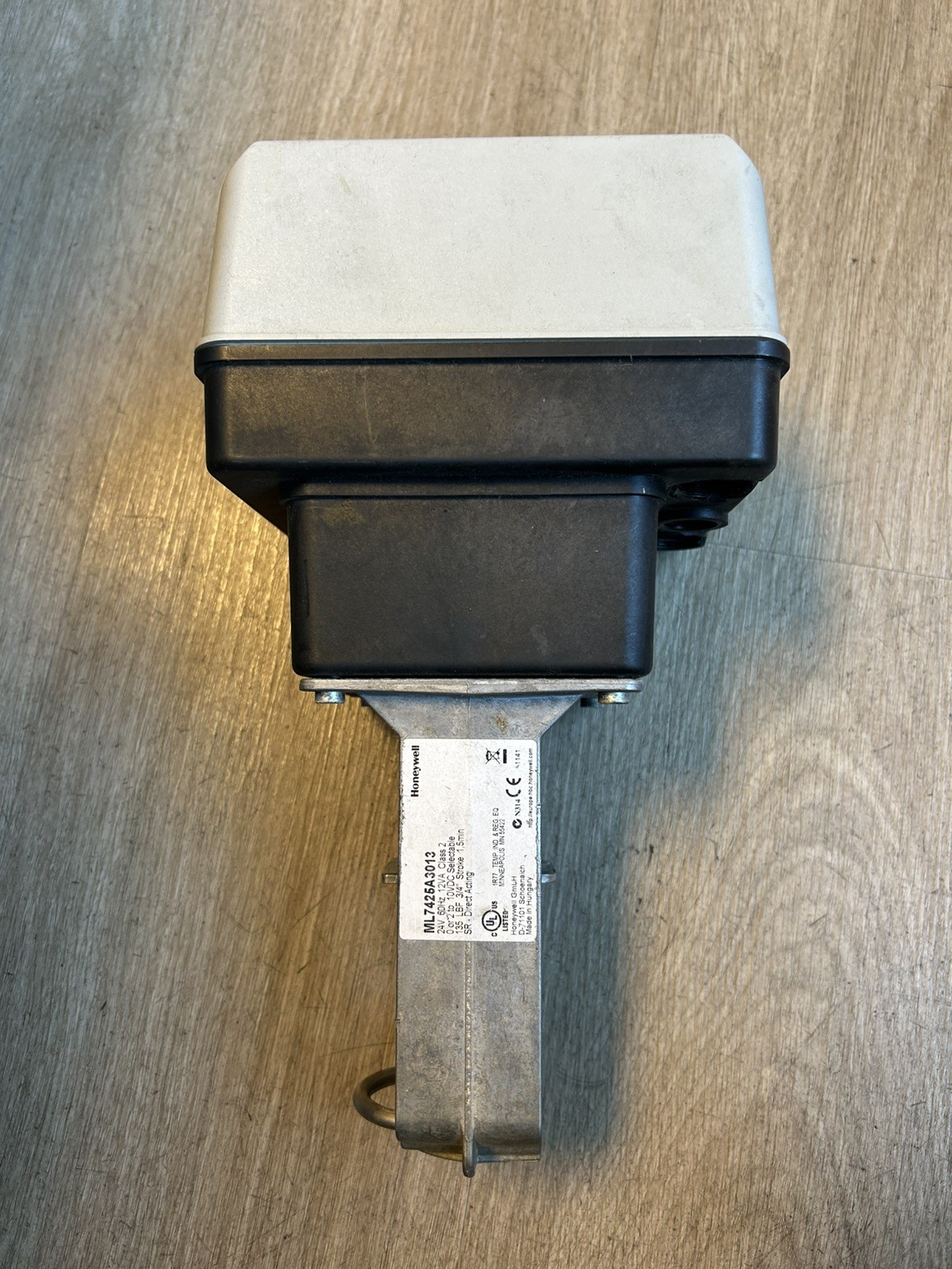 Honeywell ML7425A3013 Direct Coupled Valve Actuator Honeywell ML7425A3013 Direct Coupled Valve Actuator