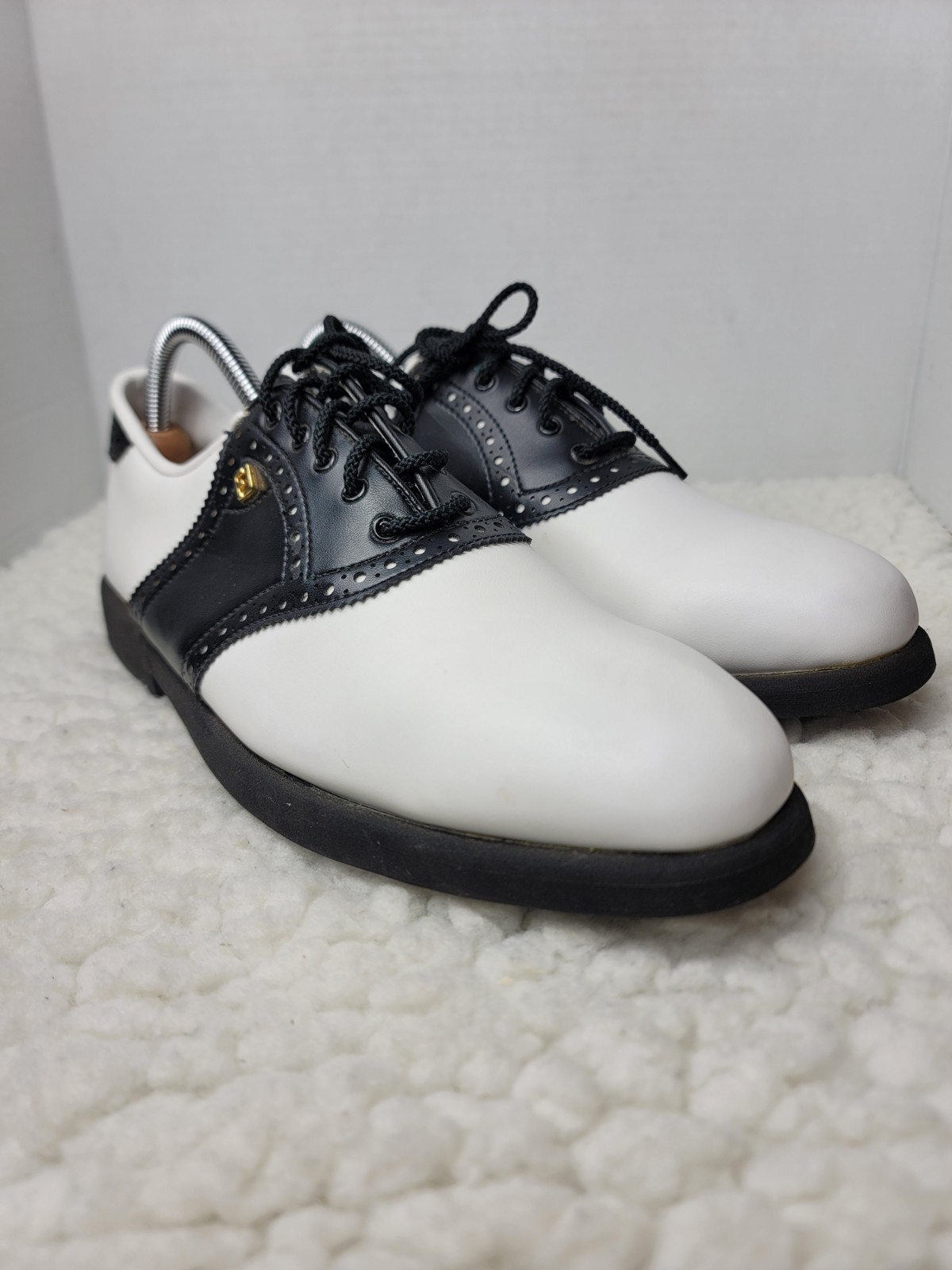 Vtg 80’s Footjoy Mens Golf Shoes Size 9.5 White Black Metal Spikes Model 45138
