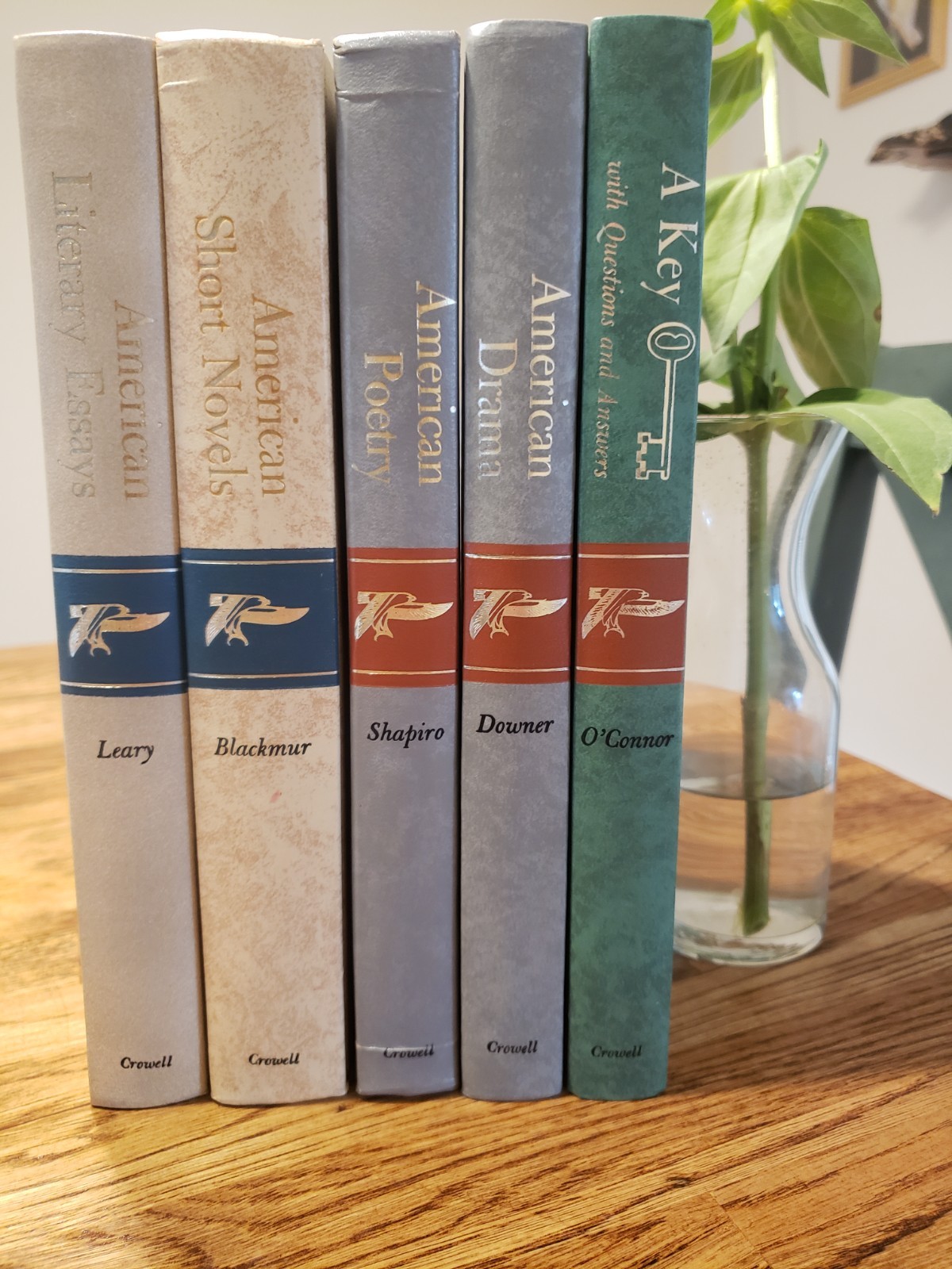 Vintage Reader\'s Bookshelf of American Literature Hardcover Set (5 of 6 Volumes)